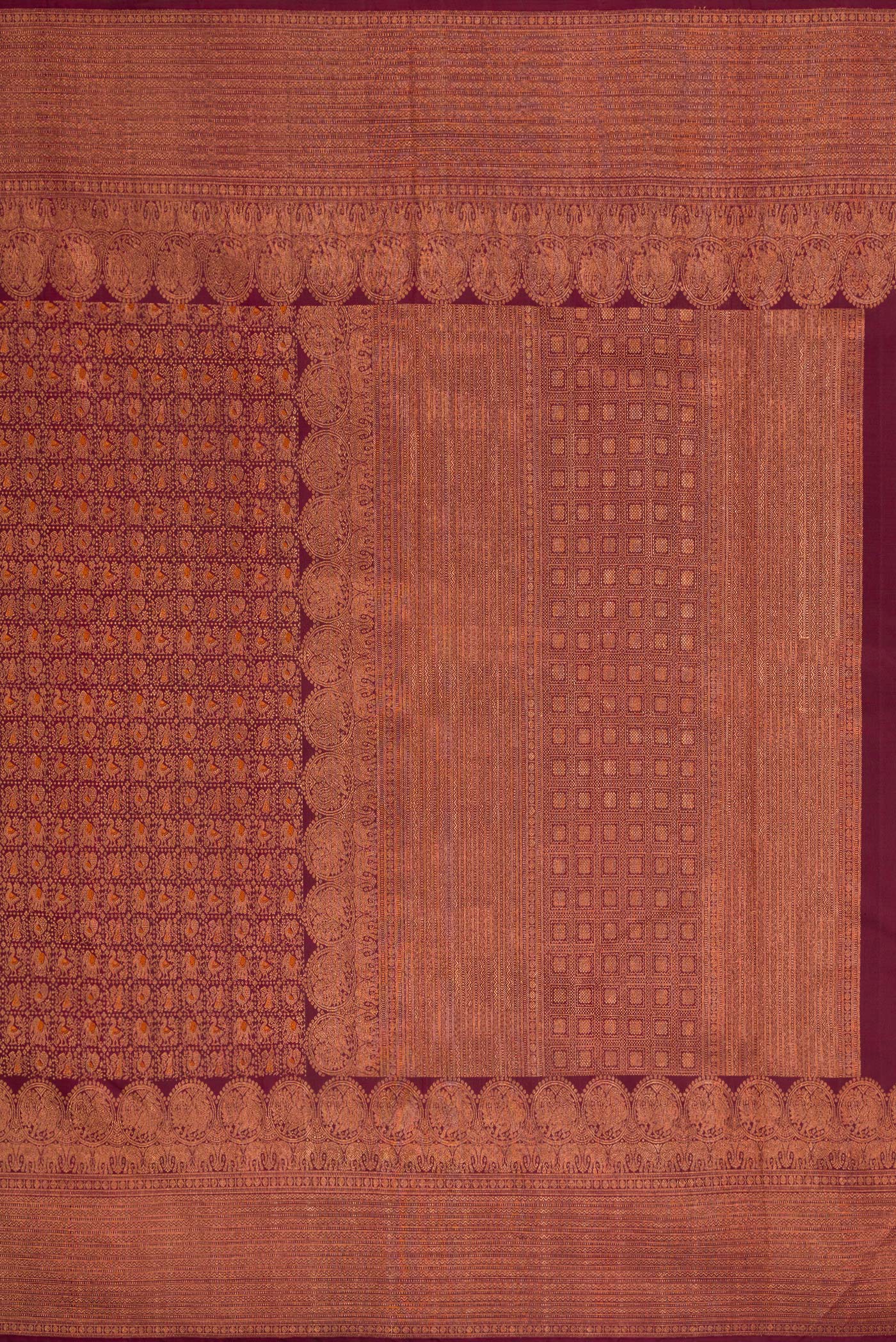 Close up image of the pallu of Coffee Brown Dual Tone Kanchipuram Silk Saree with Zari Brocade on the body and Fancy Border. 