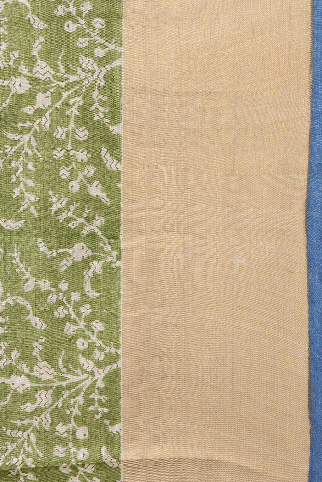 Border image of Green Dual Tone Tussar Silk Saree with Printed design on the body and Zari Border. 