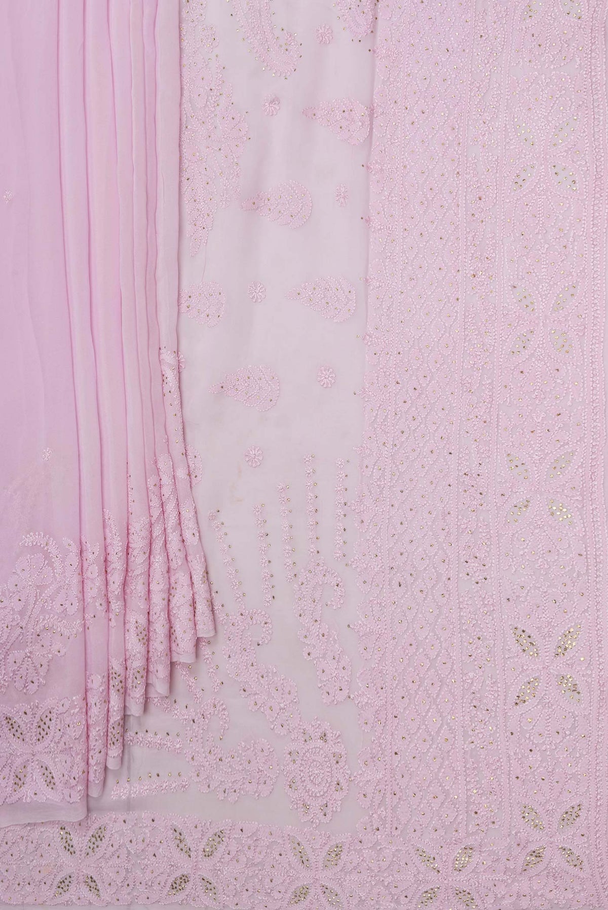 Pleats and pallu of Pink Dual Tone Georgette Saree with Embroidery on the body and Embroidery Border