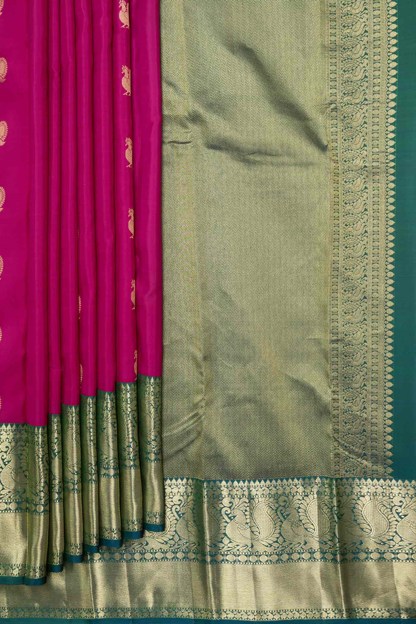pleats pallu