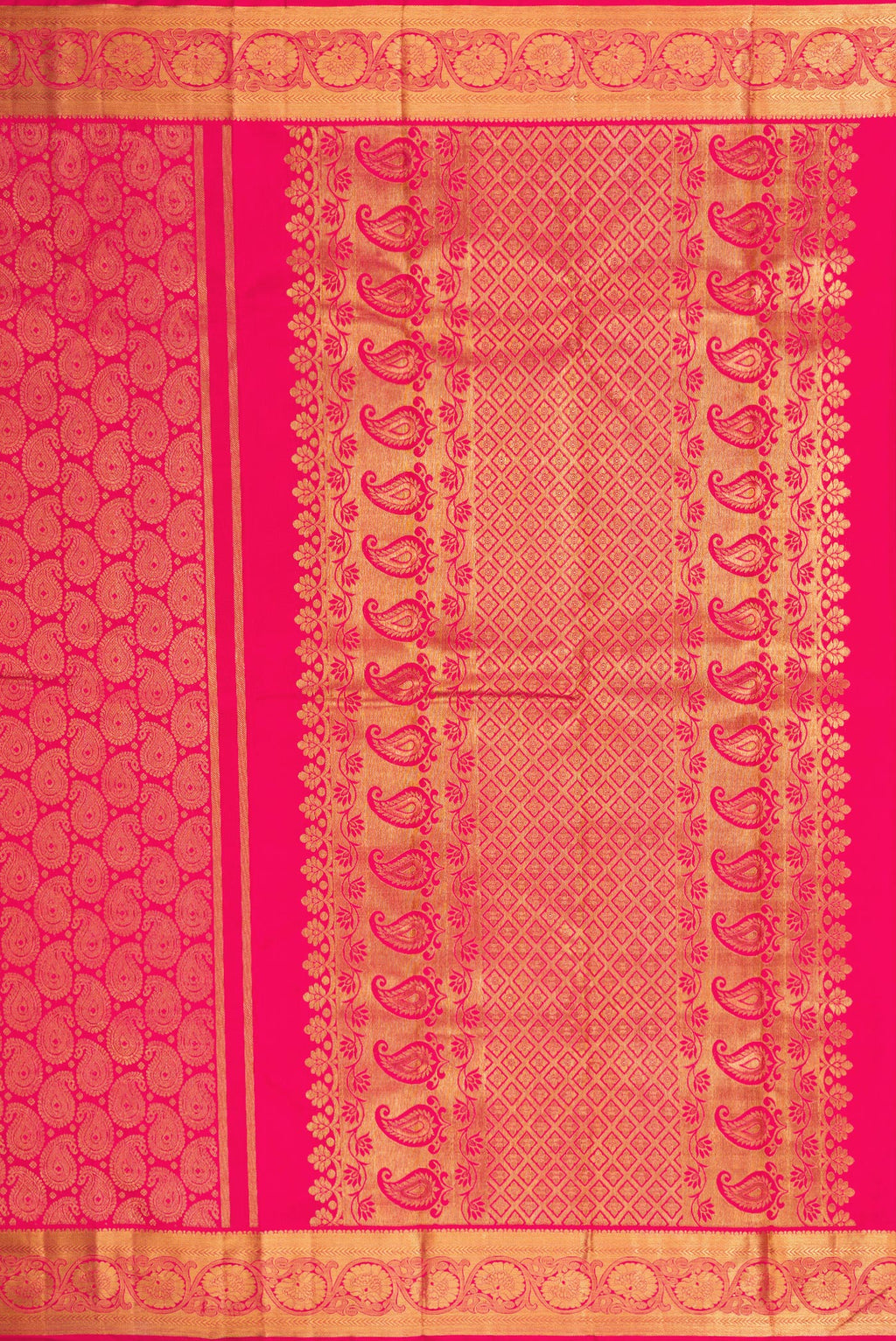 Close up image of the pallu of Pure Silk Pure Zari Pink Dual Tone Kanjivaram Saree with Zari Brocade on the body and Zari Border. 