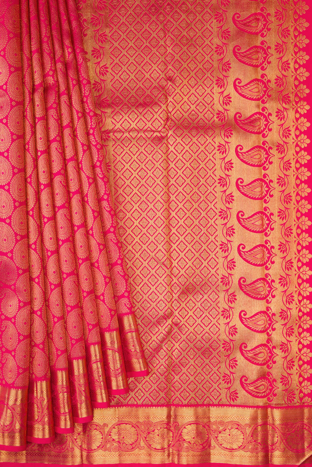 Pleats and pallu of Pure Silk Pure Zari Pink Dual Tone Kanjivaram Saree with Zari Brocade on the body and Zari Border. 