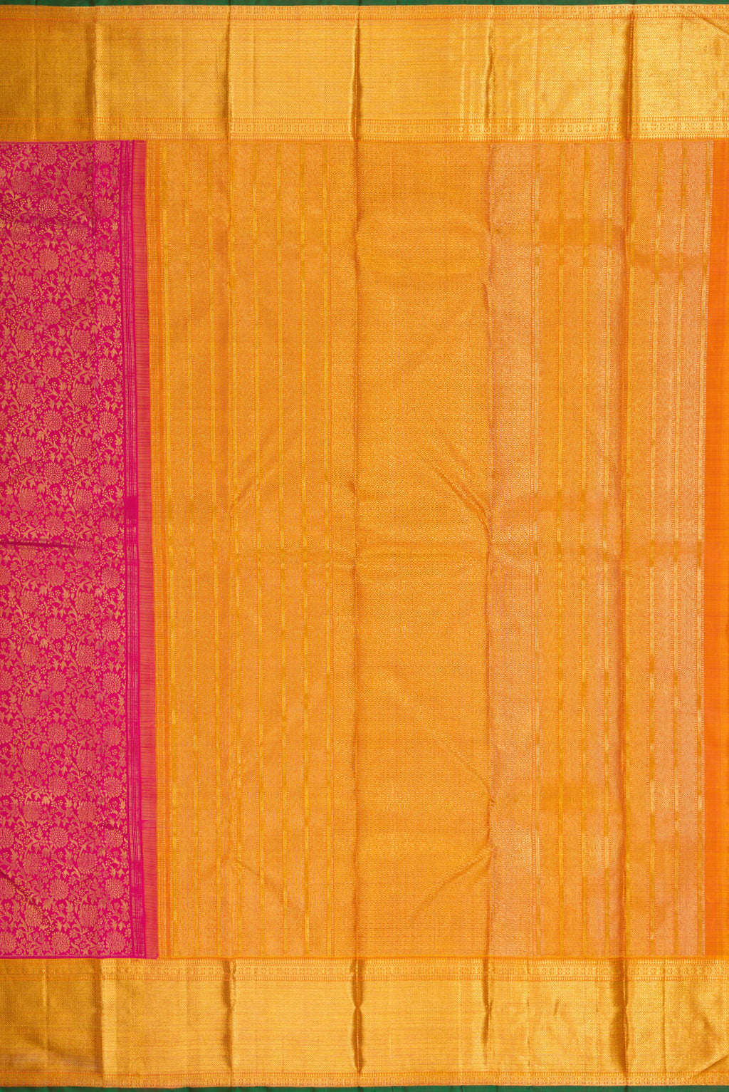 Close up image of the pallu of Pure Silk Pure Zari Magenta Dual Tone Kanjivaram Saree with Zari Brocade on the body and Zari Border. 