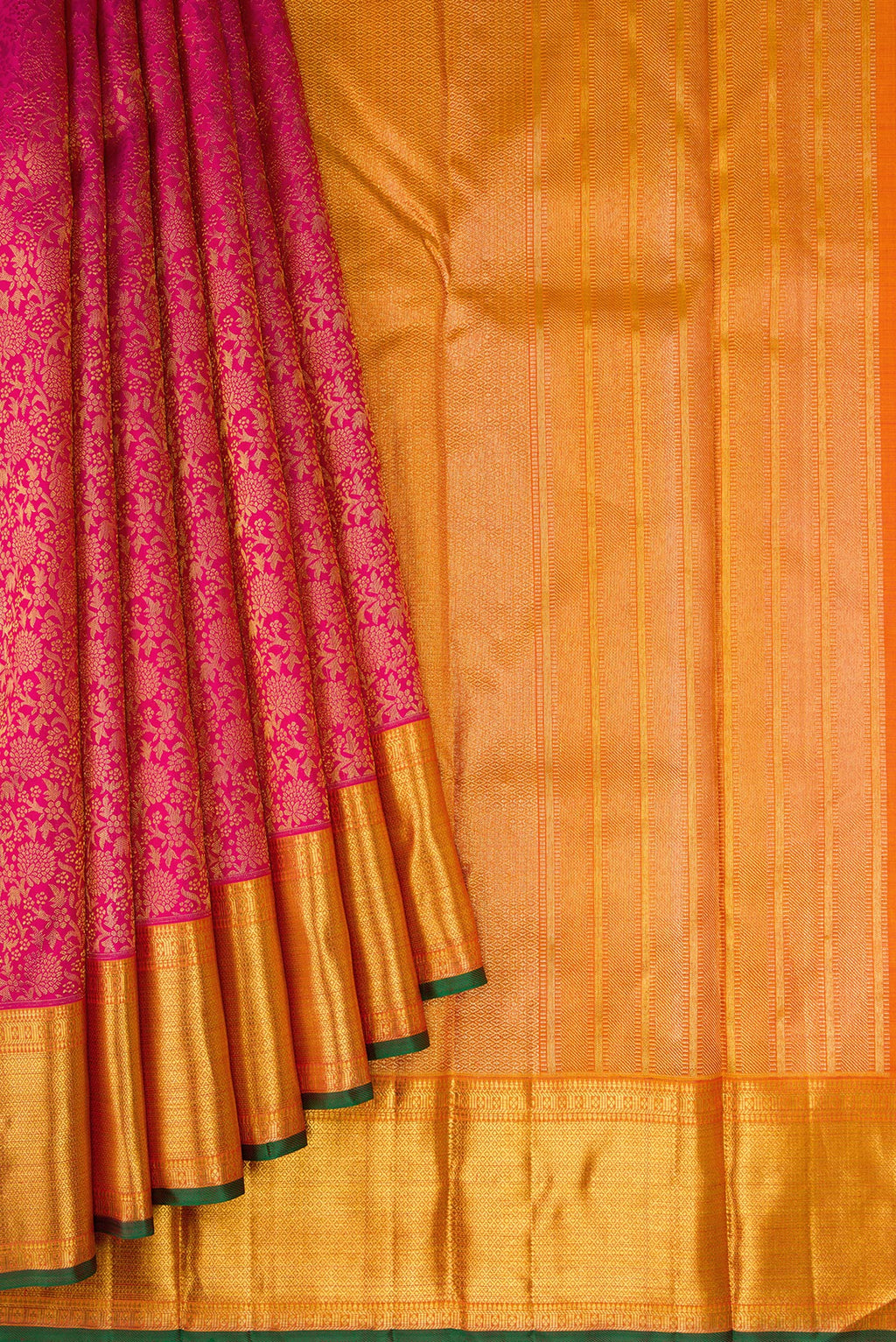 Pleats and pallu of Pure Silk Pure Zari Magenta Dual Tone Kanjivaram Saree with Zari Brocade on the body and Zari Border. 