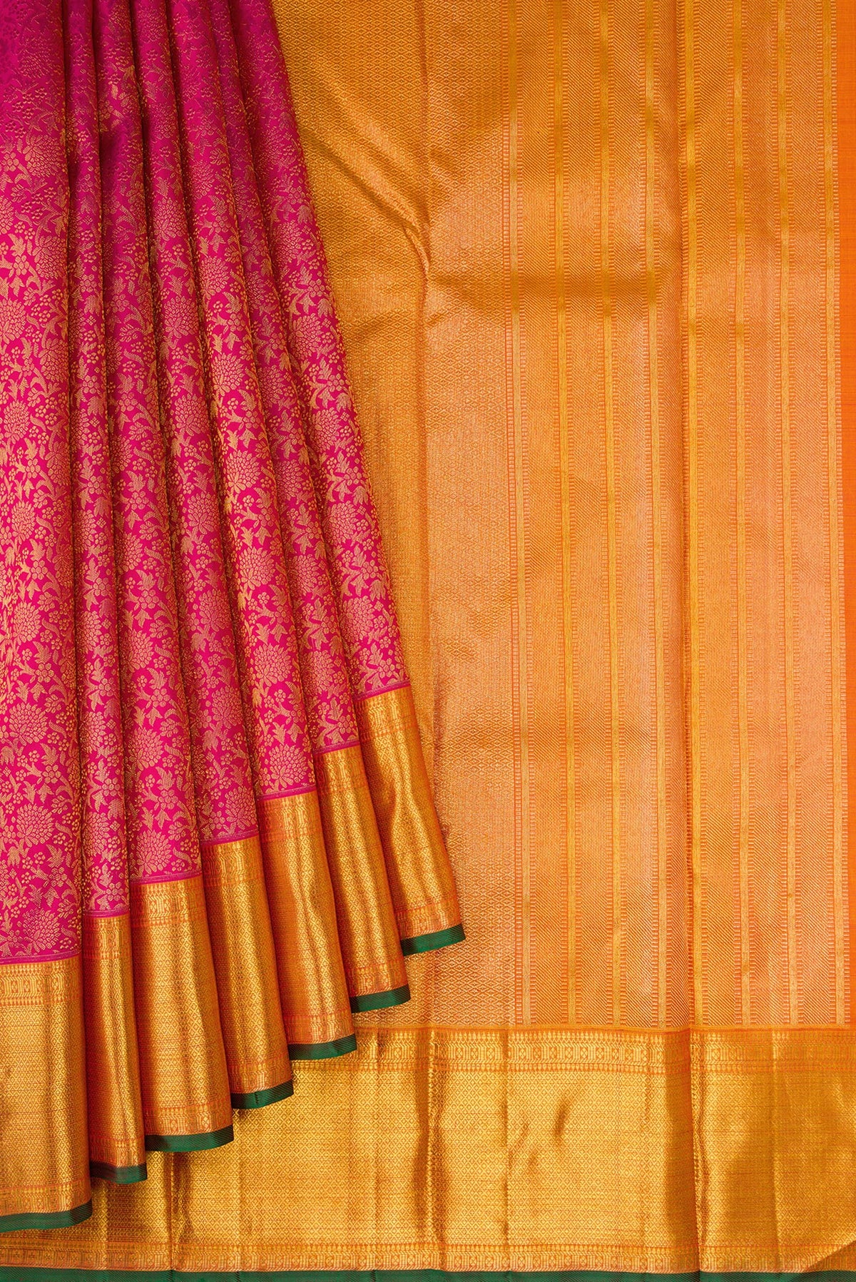 Pleats and pallu of Pure Silk Pure Zari Magenta Dual Tone Kanjivaram Saree with Zari Brocade on the body and Zari Border. 