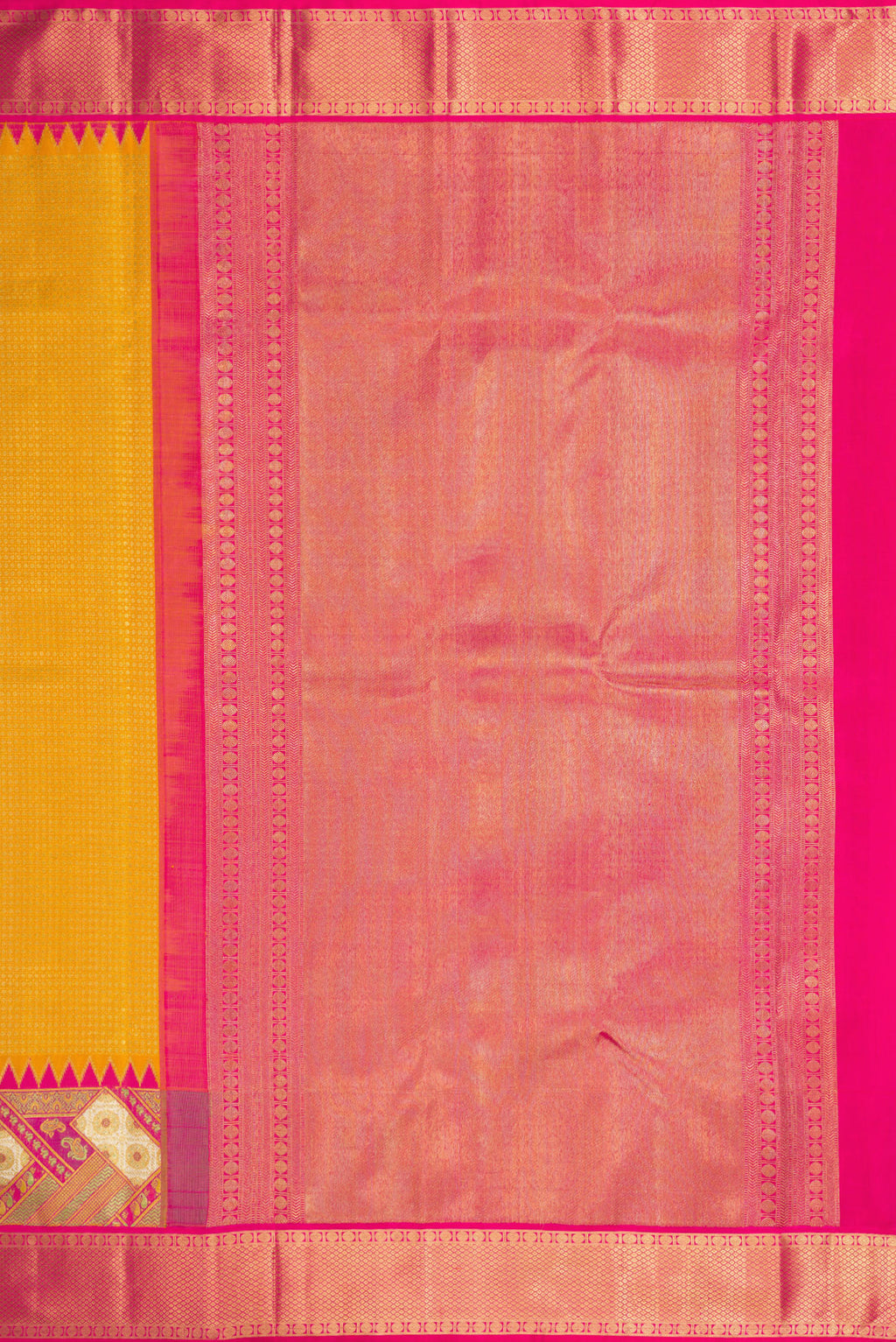 Close up image of the pallu of Pure Silk Pure Zari Yellow Dual Tone Kanjivaram Saree with Zari Brocade on the body and Zari Border. 