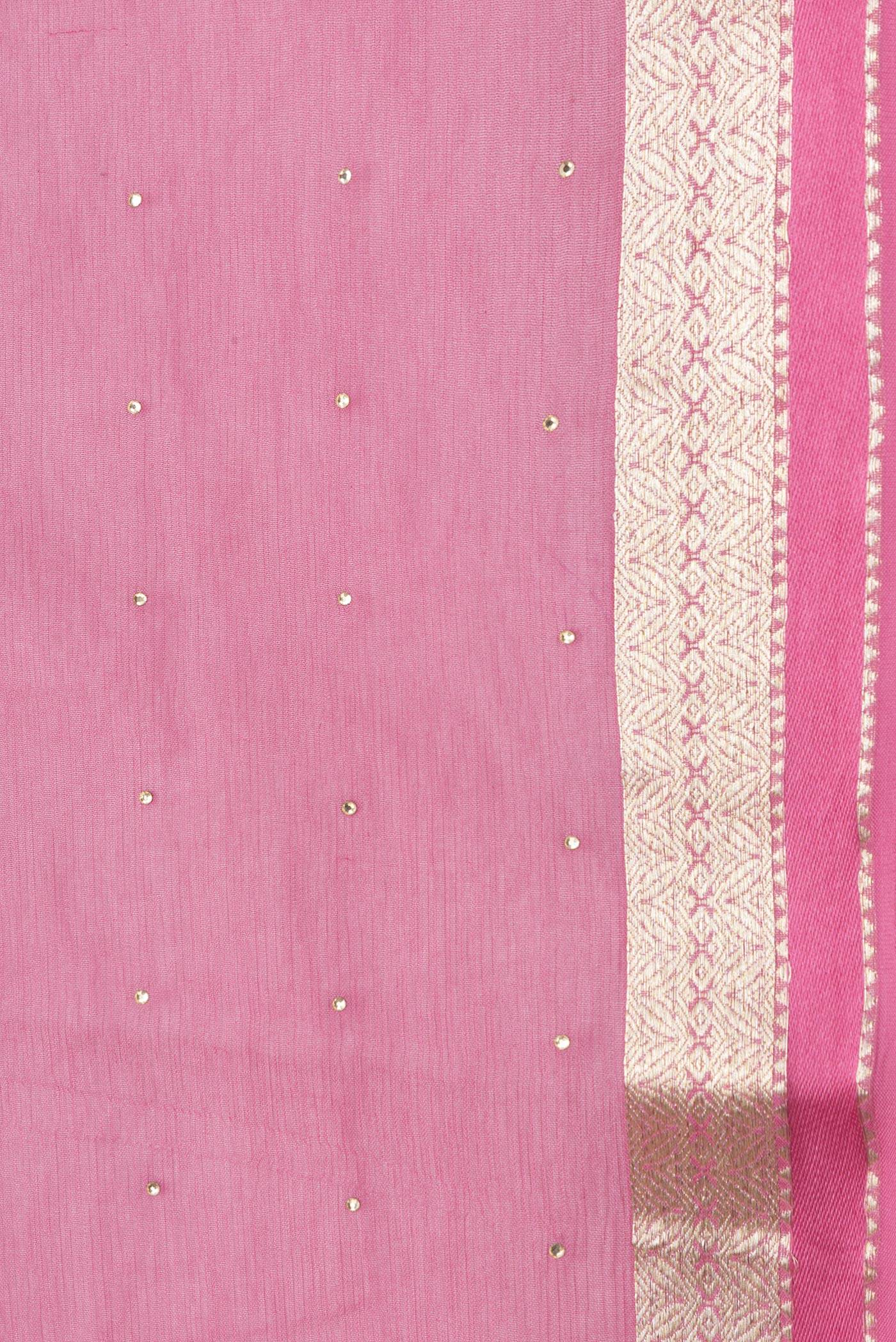 Border image of Pink Dual Tone Chiffon Saree with Embroidery on the body and Zari Border. 