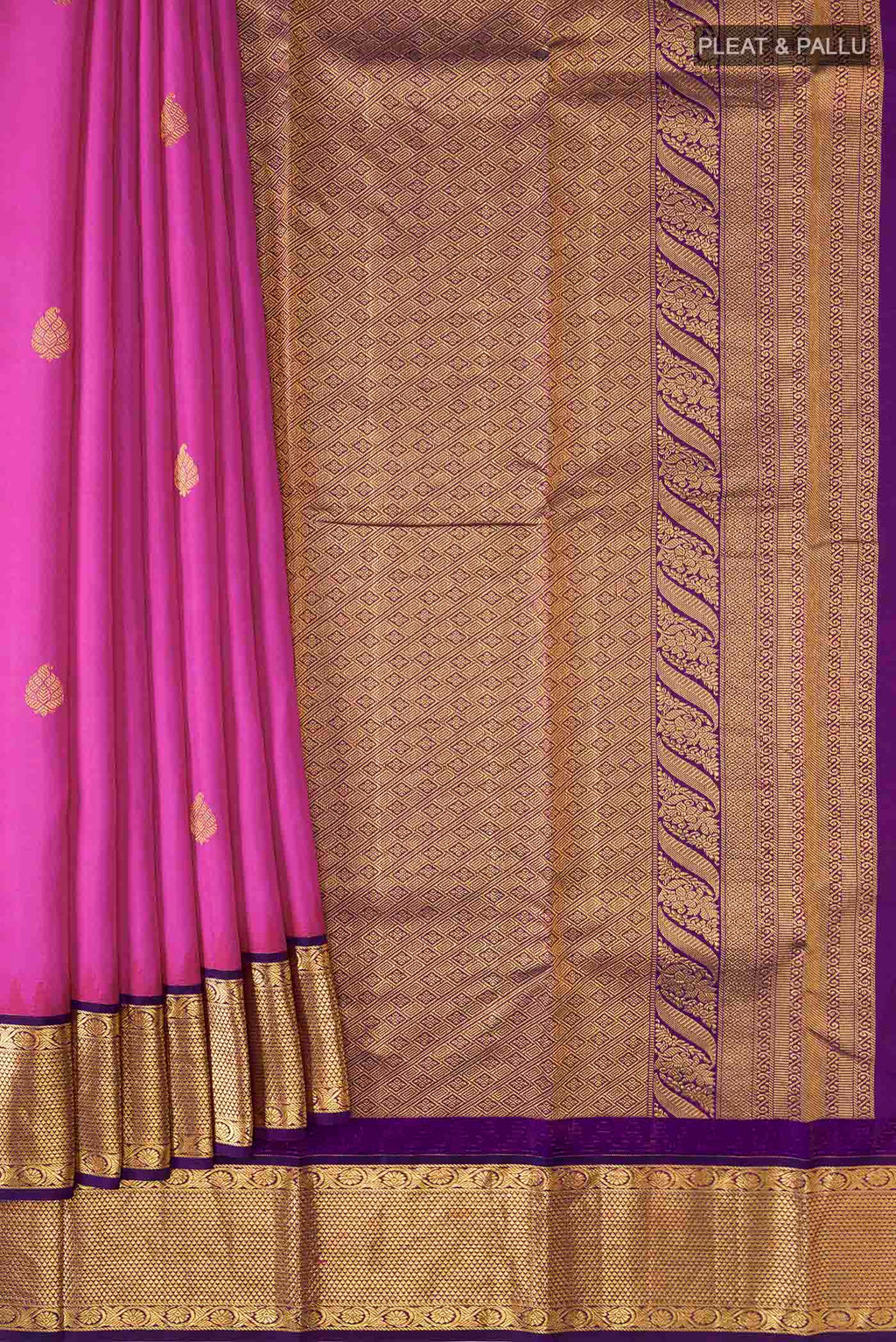 pleats pallu