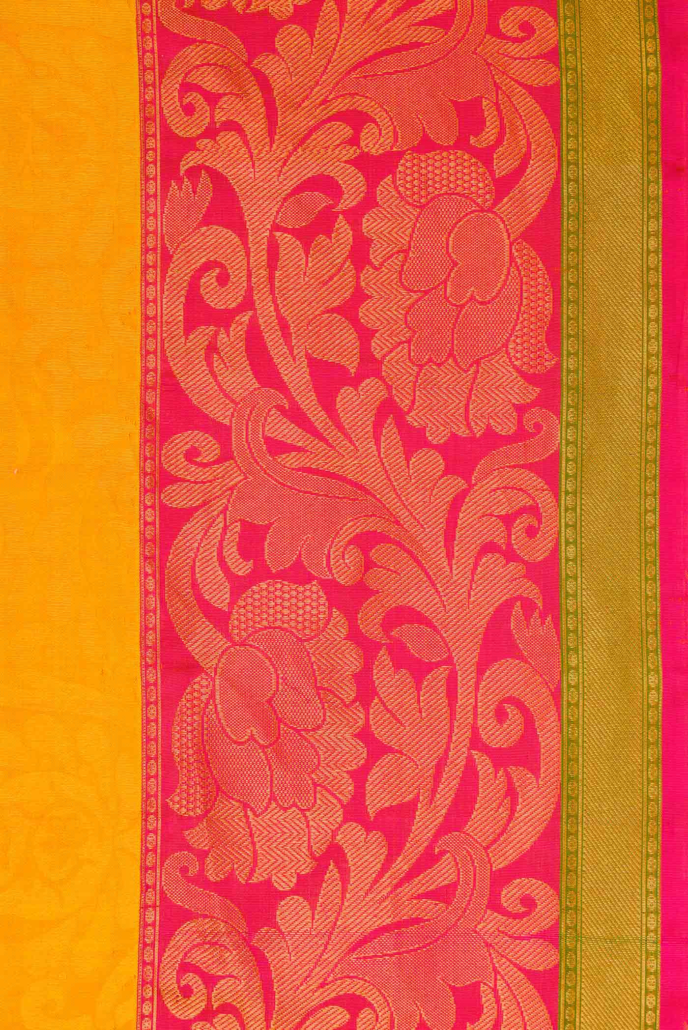 Border image of Mustard Dual Tone Gadwal Silk Saree with Zari Butta on the body and Zari Border