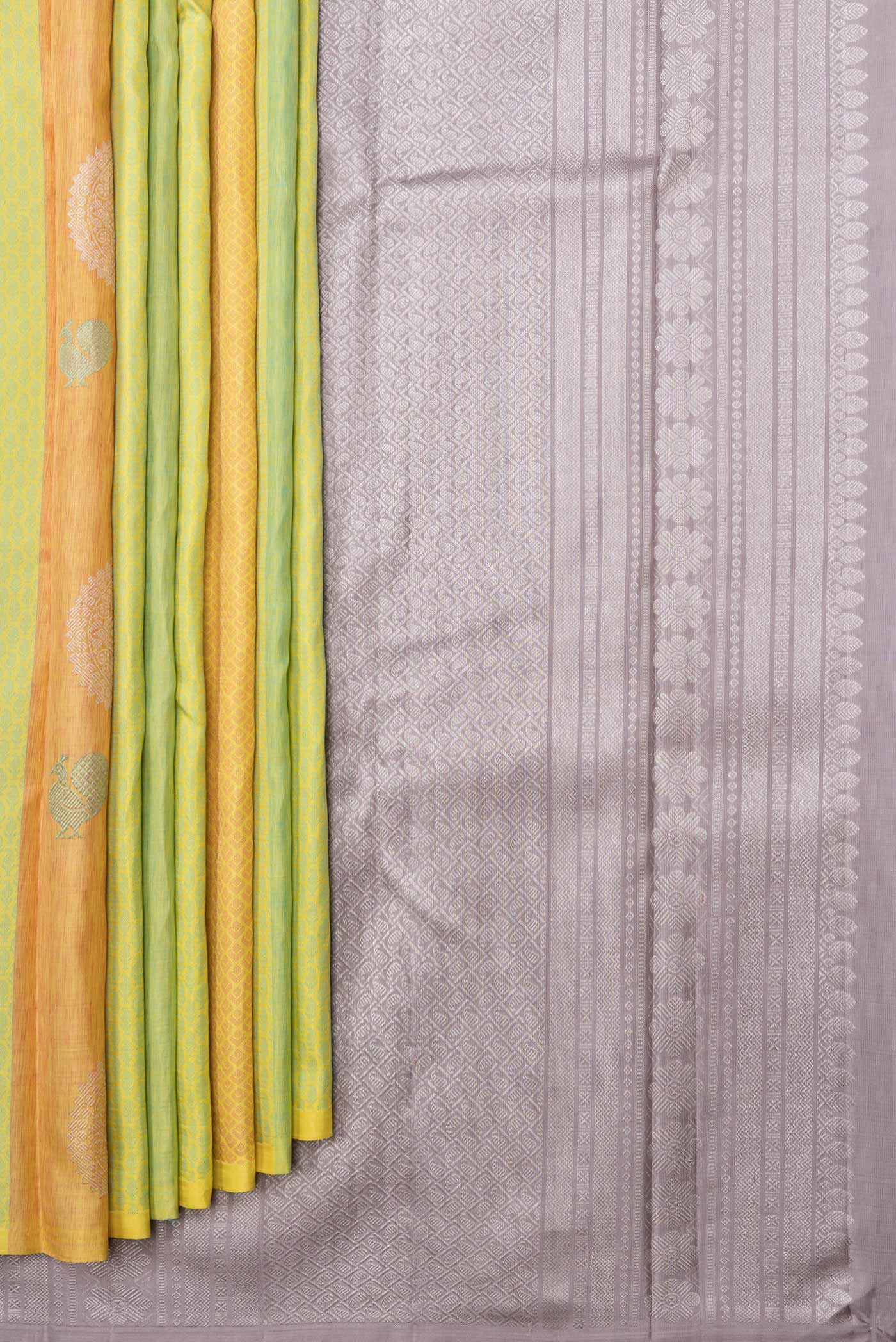 Pleats and pallu of Pista Green Dual Tone Kanchipuram Silk Saree with Jacquard With Zari Butta on the body and Without Border