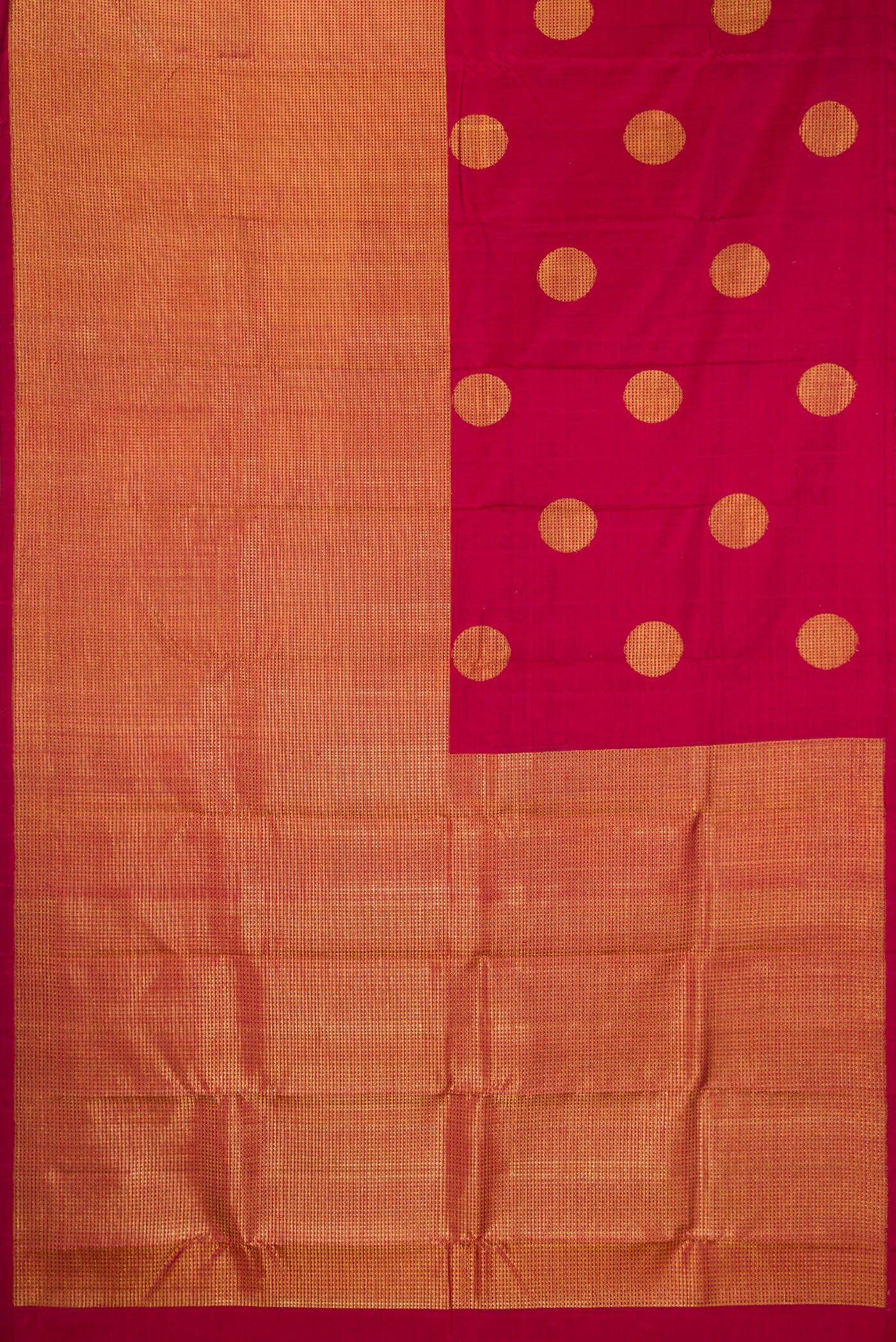 Flat view of Maroon Kanchipuram Silk Saree with Half And Half on the body and Without Border. 