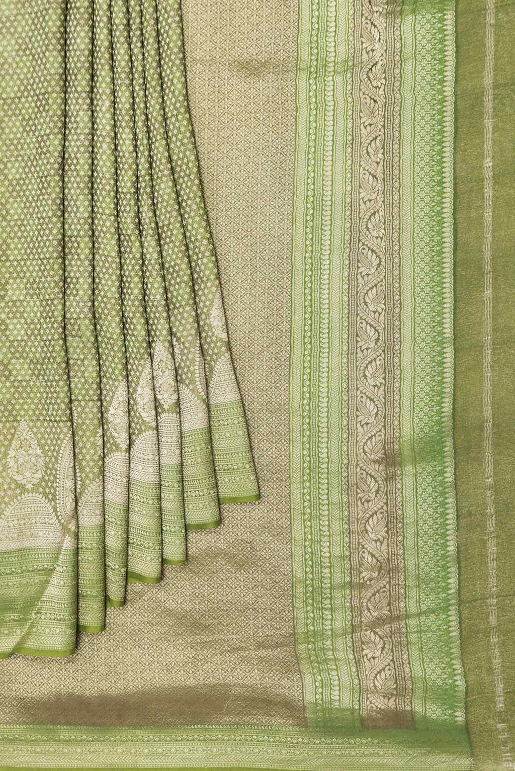 pleats pallu