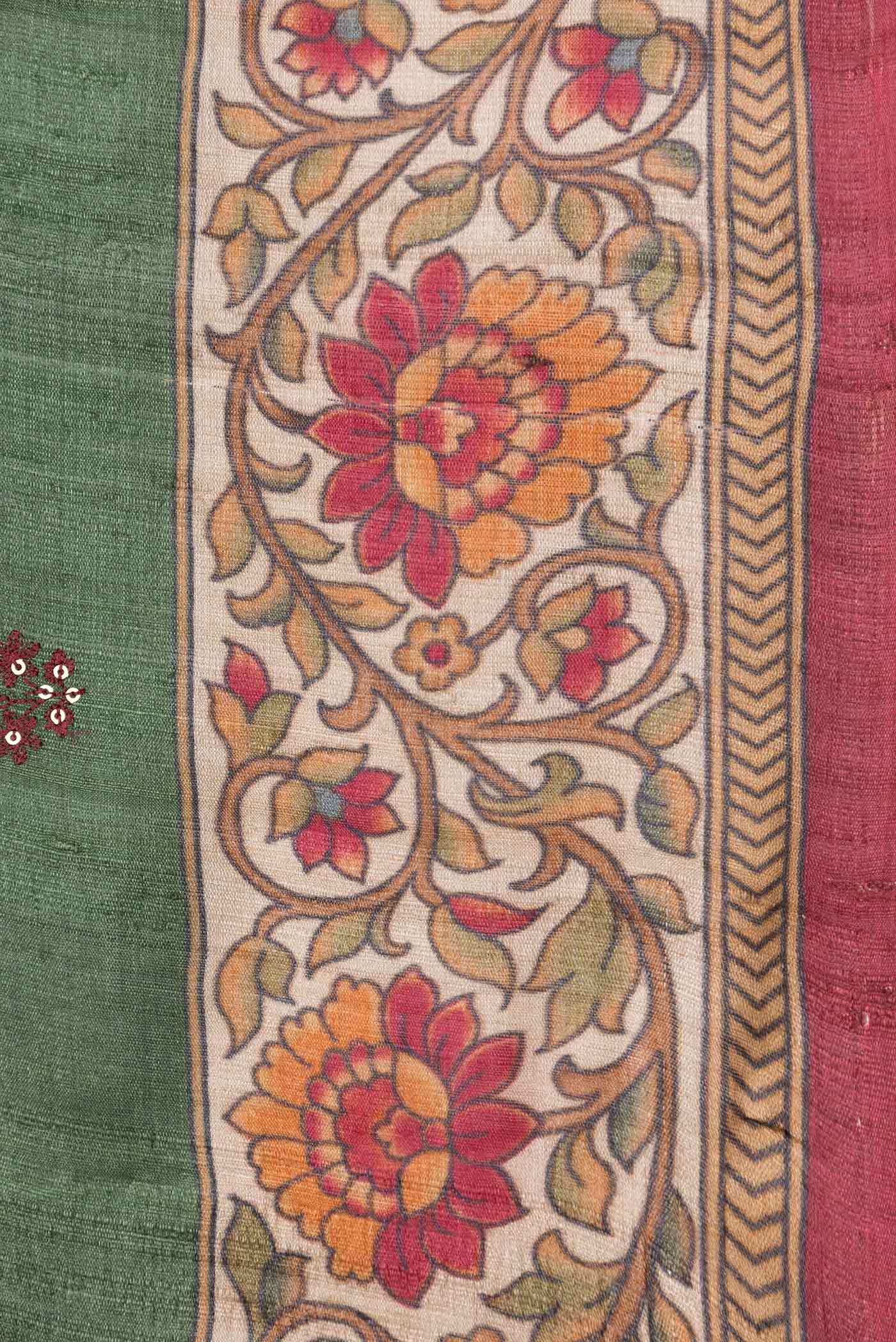 Border image of Bottle Green Dual Tone Tussar Silk Saree with Embroidery on the body and Printed Border