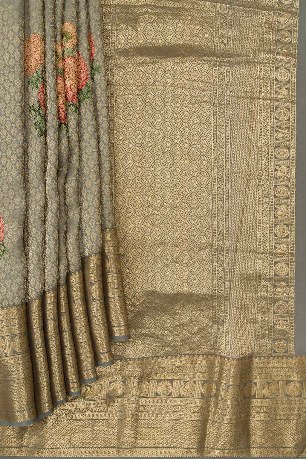 Pleats and pallu of Grey Dual Tone Mysore Georgette Saree with Zari Brocade on the body and Zari Border. 