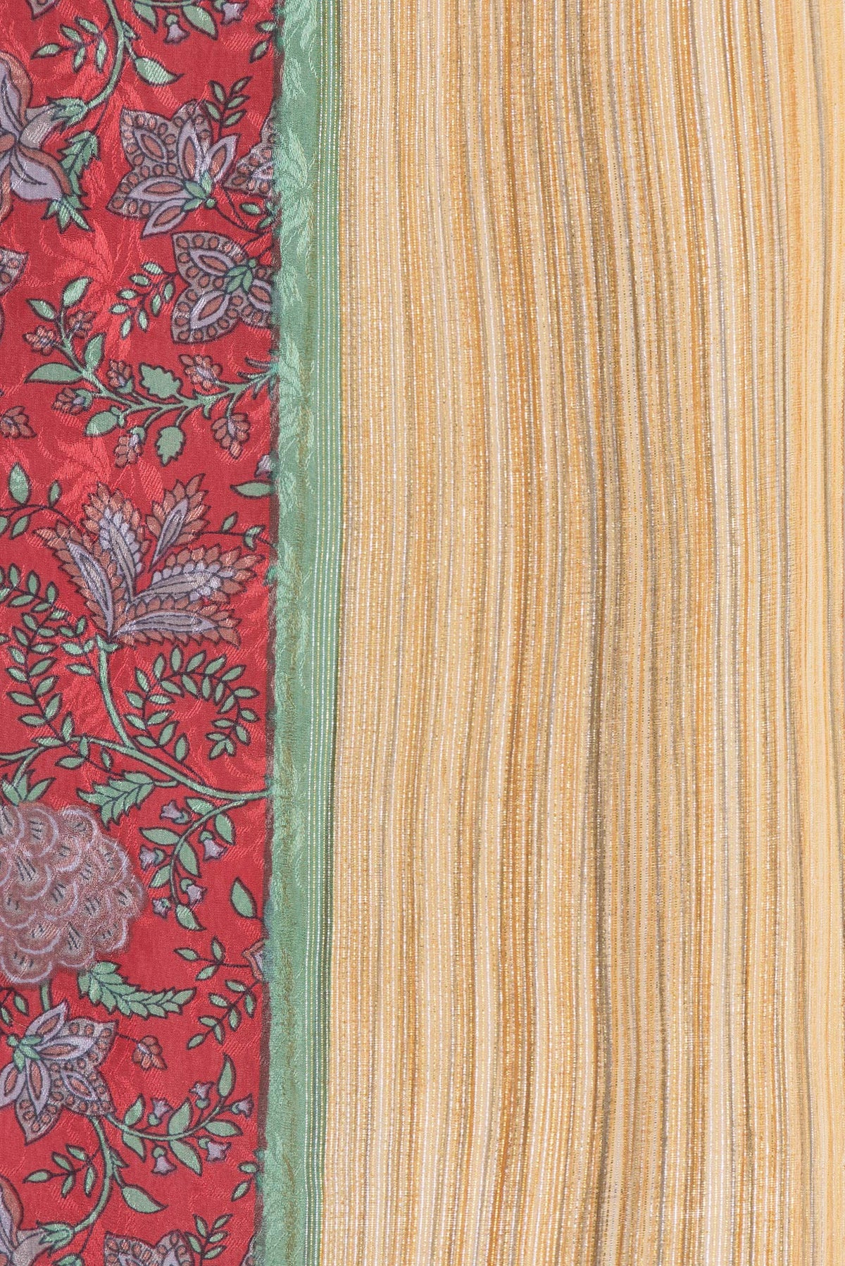 Border image of Pink Dual Tone Mysore Crepe Saree with Printed design on the body and Zari Border. 