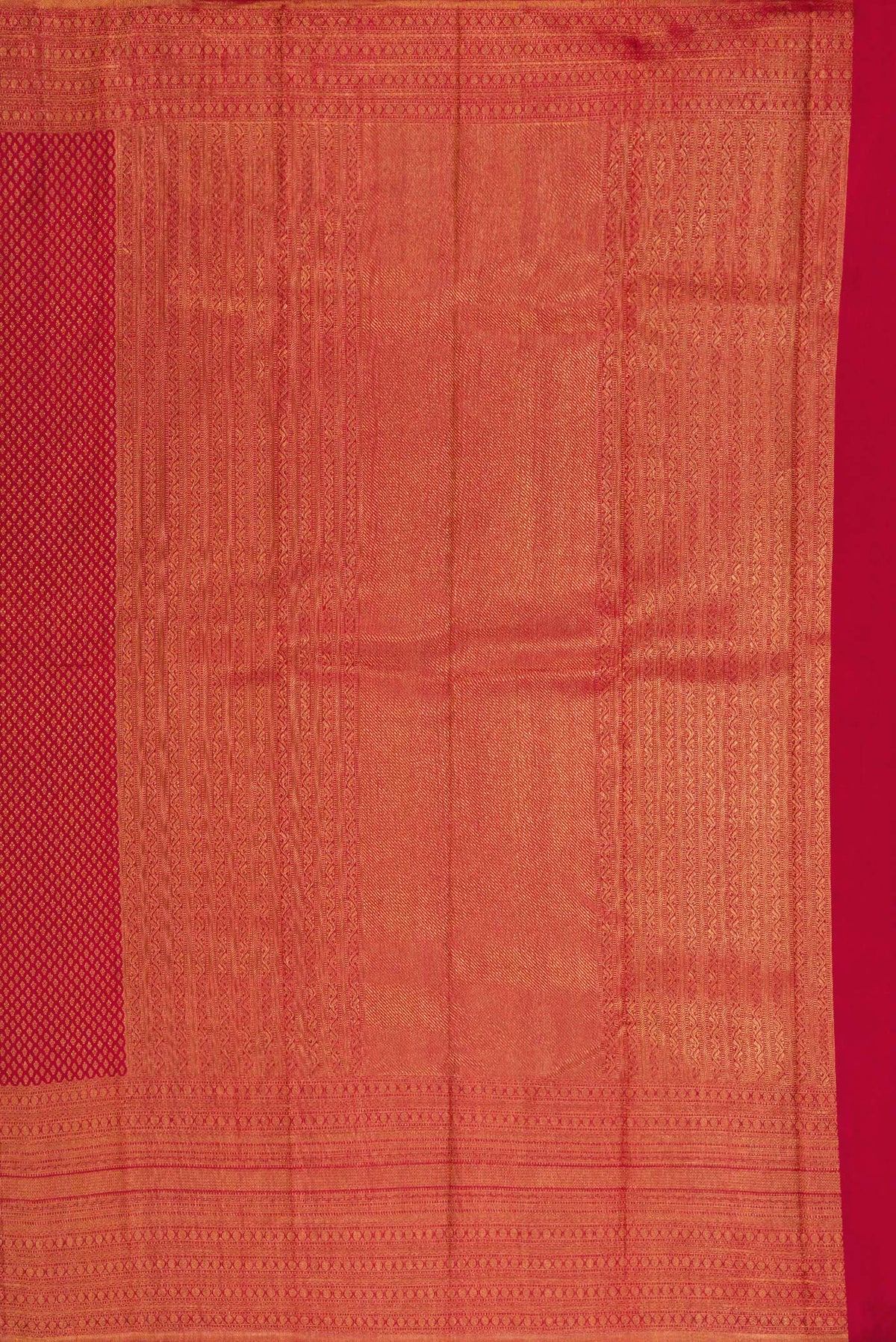 Close up image of the pallu of Red Kanchipuram Silk Saree with Zari Brocade on the body and Fancy Border. 
