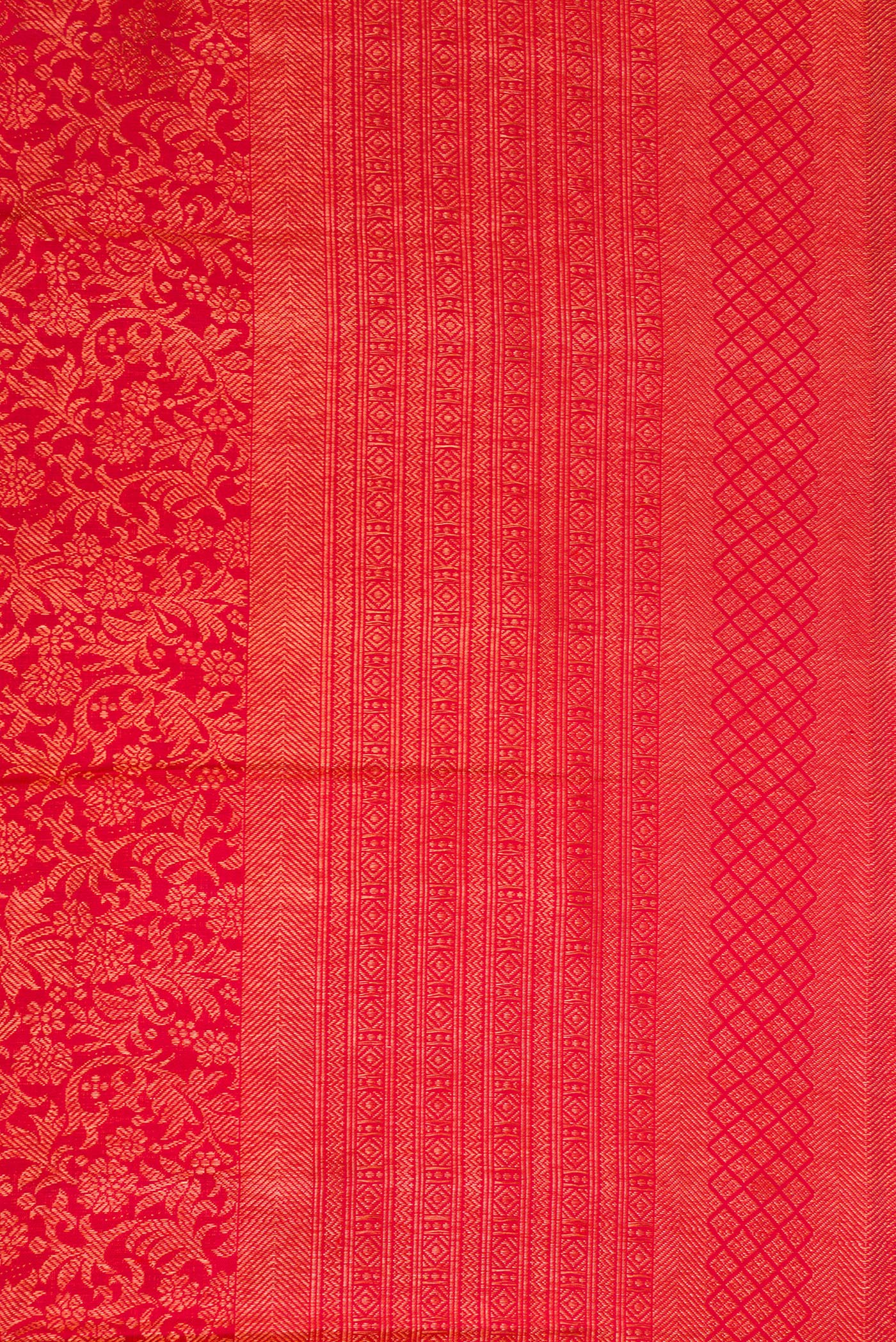 Border image of Red Dual Tone Kanjivaram Silk Saree with Zari Brocade on the body and Zari Border. 