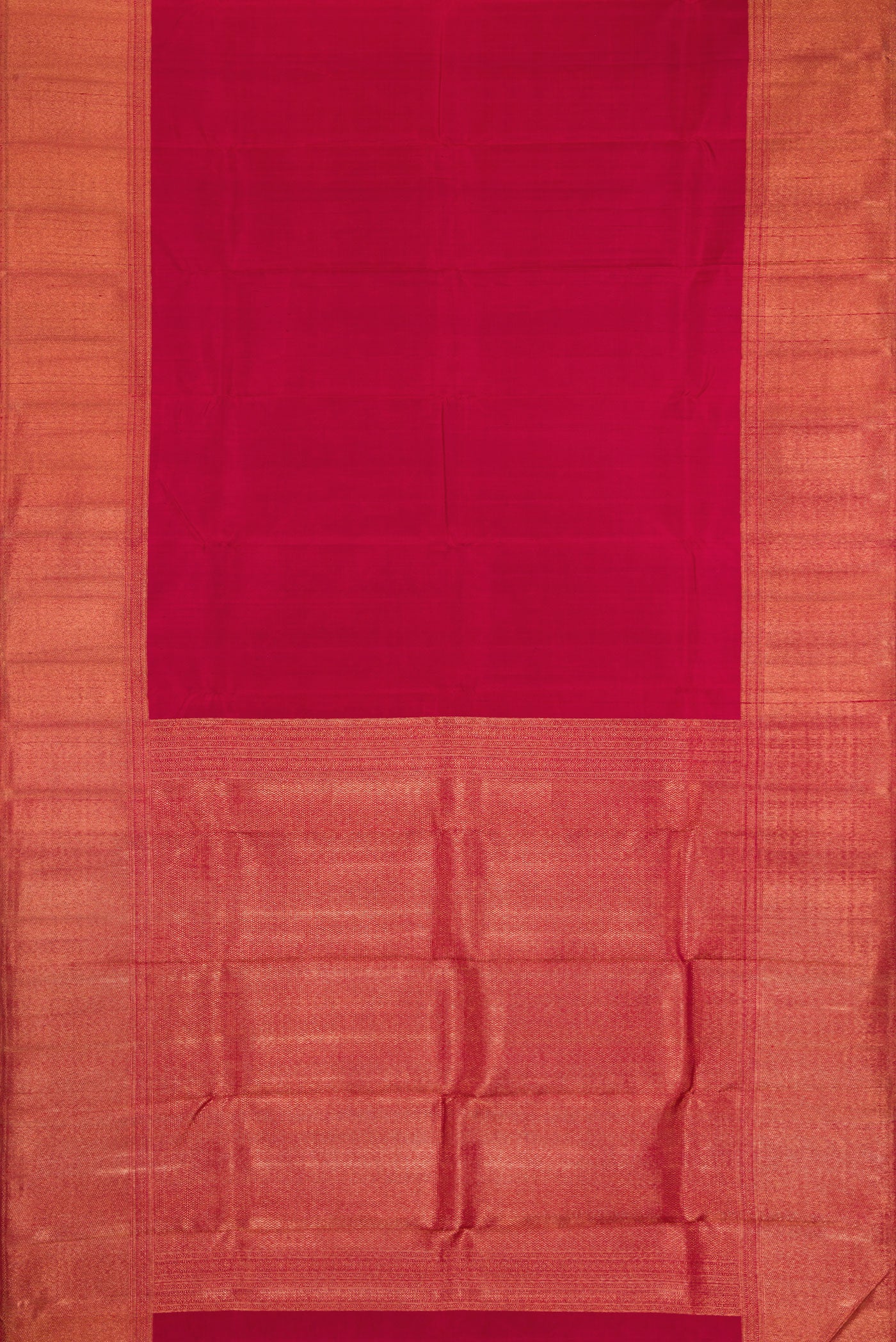 Flat view of Maroon Dual Tone Kanjivaram Silk Saree with Plain Body and Zari Border. 