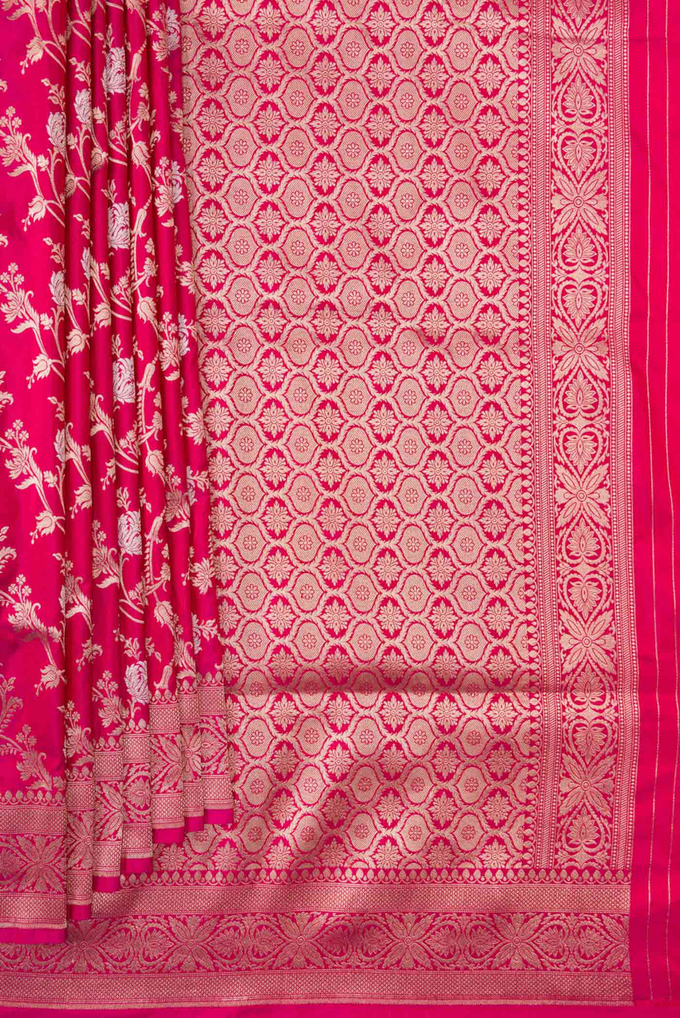 Pleats and pallu of Pink Dual Tone Banarasi Silk Saree with Zari Brocade on the body and Zari Border. 