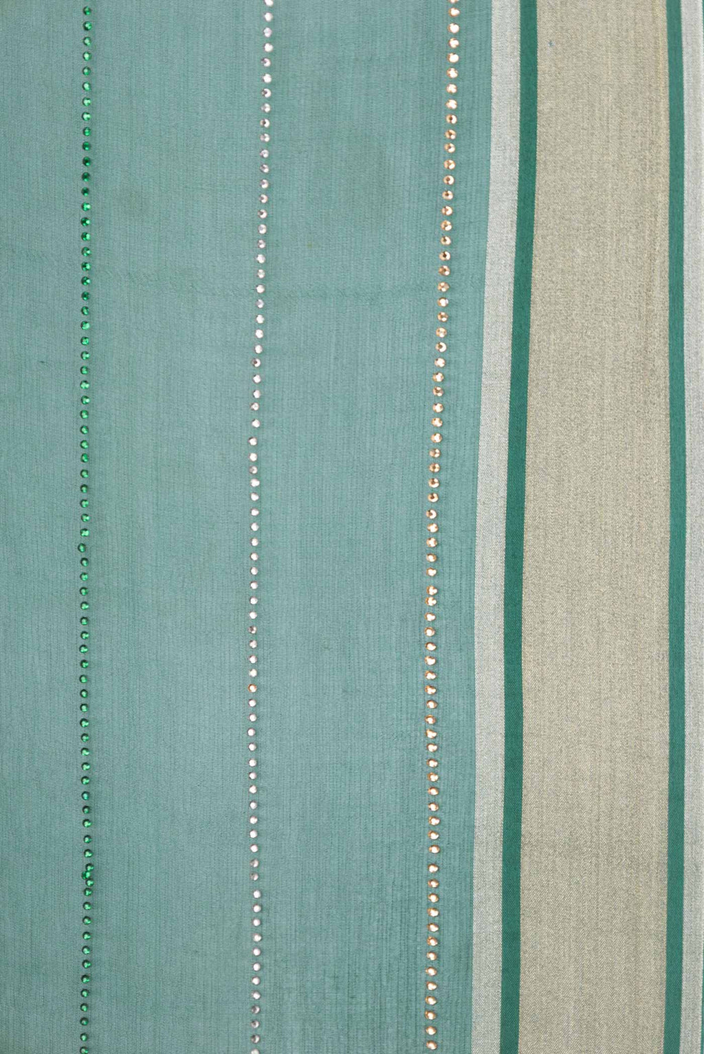 Border image of Bottle Green Dual Tone Chiffon Saree with Embroidery on the body and Zari Border