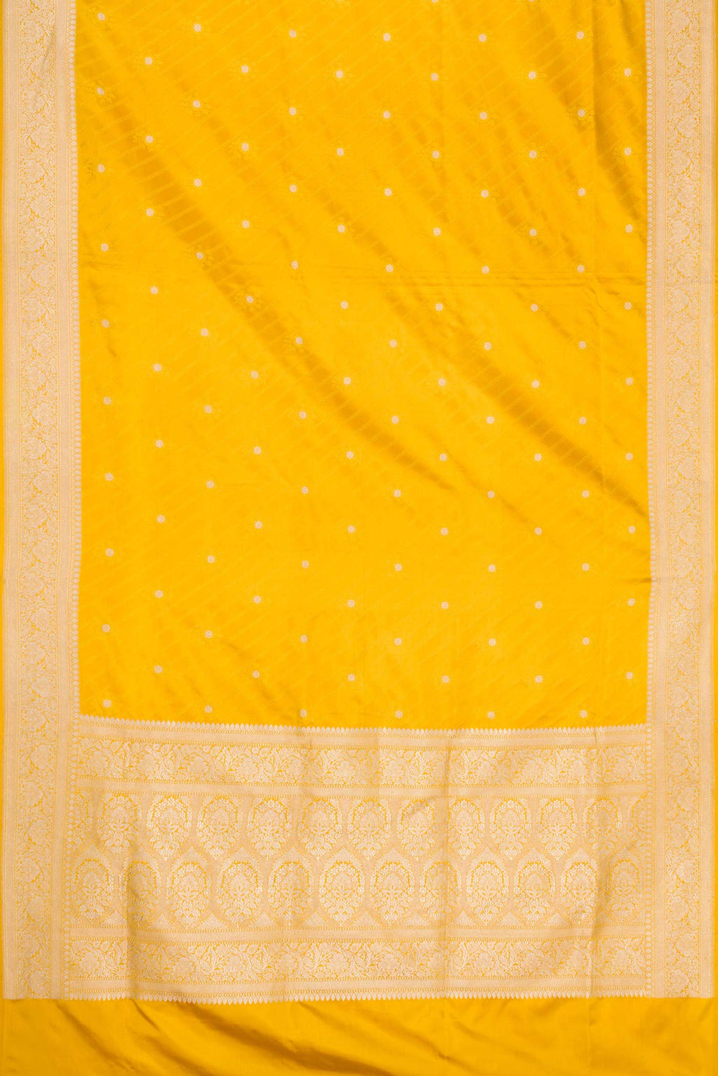 Flat view of Pure Silk Pure Zari Mustard Dual Tone Banarasi Saree with Jacquard With Zari Butta on the body and Zari Border