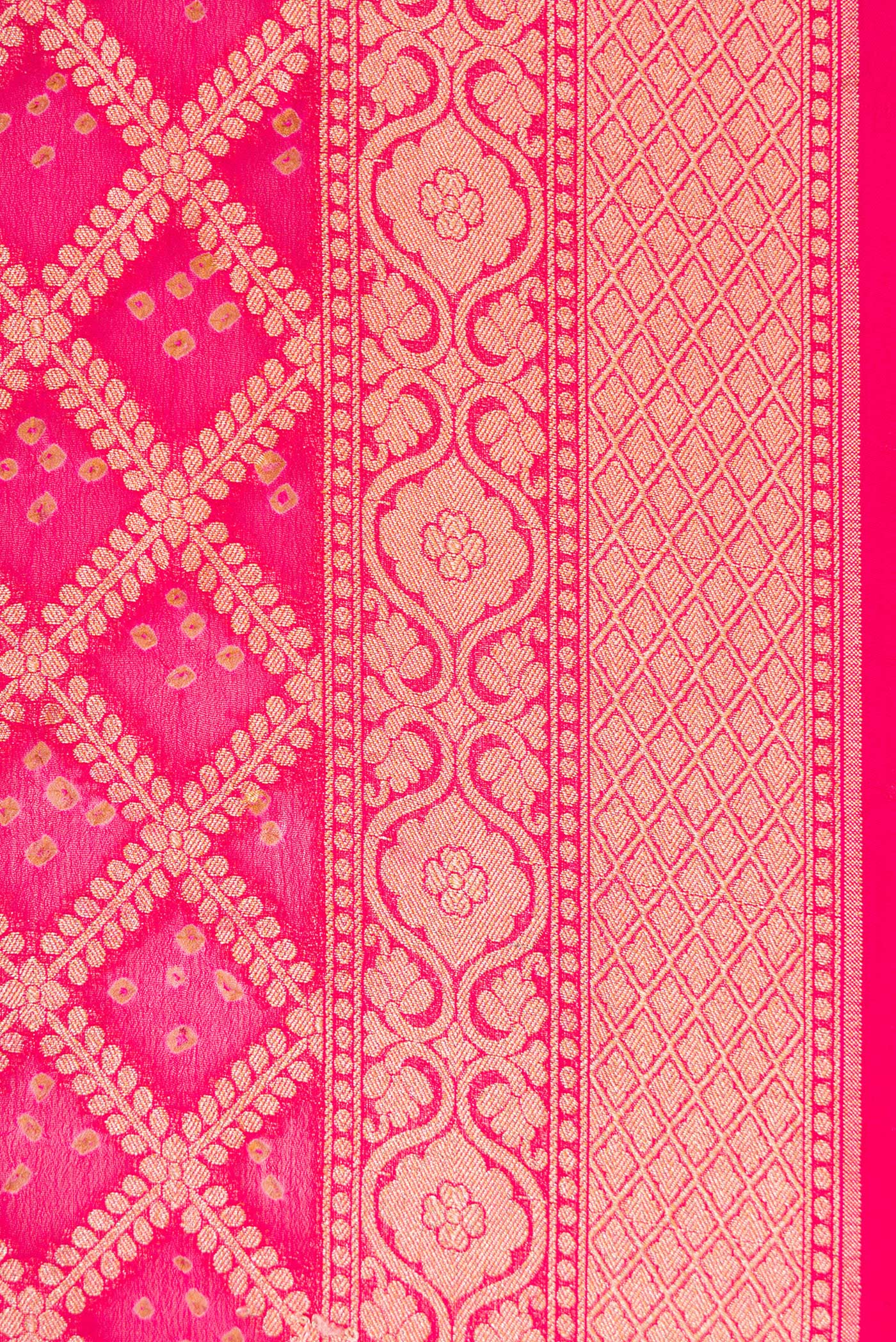 Border image of Pink Dual Tone Banarasi Georgette Saree with Zari Brocade on the body and Zari Border. 