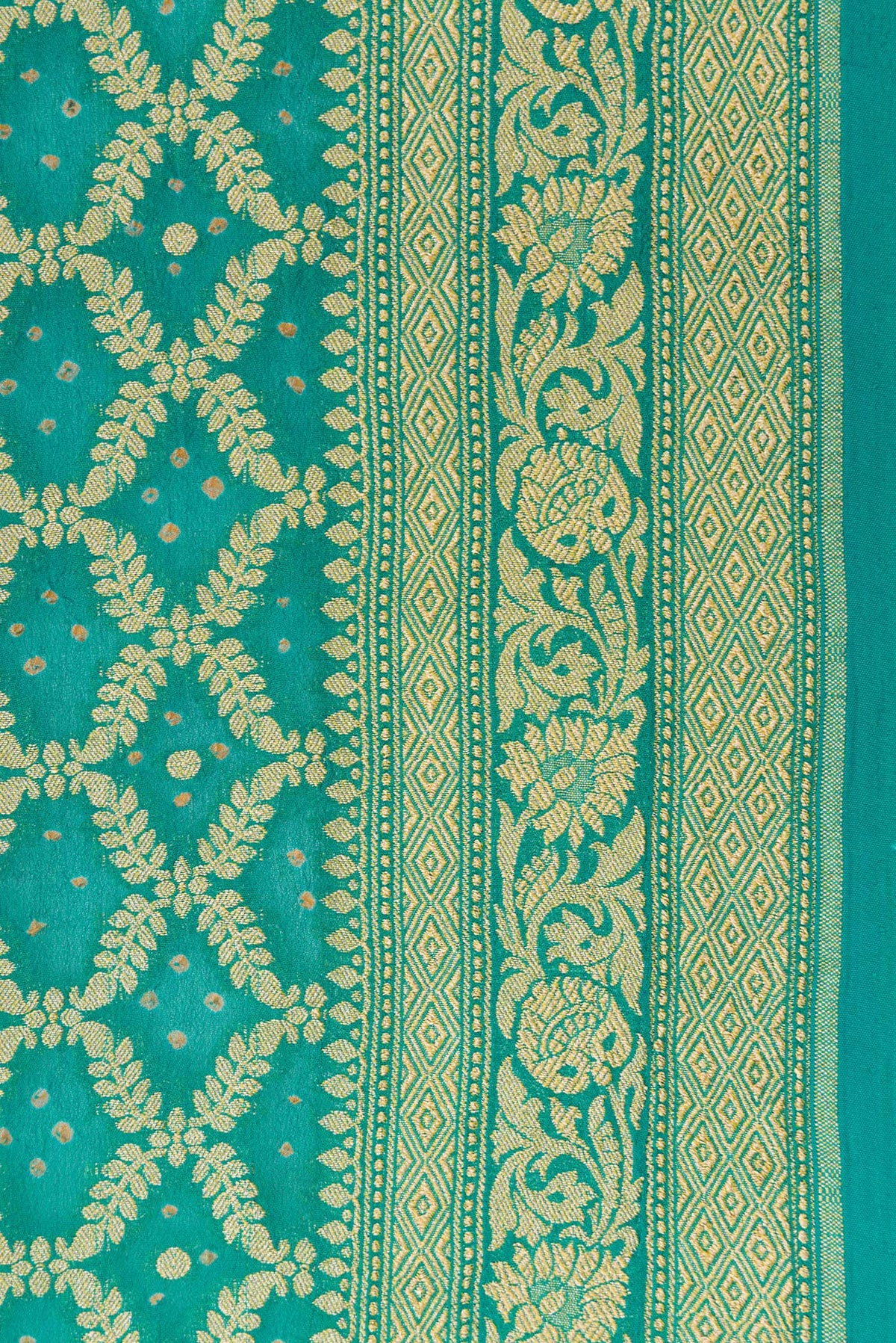 Border image of Sea Green Dual Tone Banarasi Georgette Saree with Zari Brocade on the body and Zari Border. 