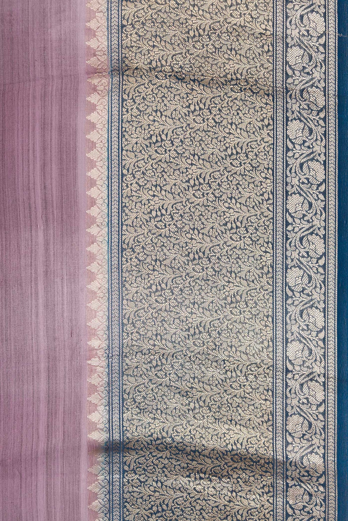 Border image of Burgundy Dual Tone Organza Silk Saree with Printed design on the body and Zari Border. 