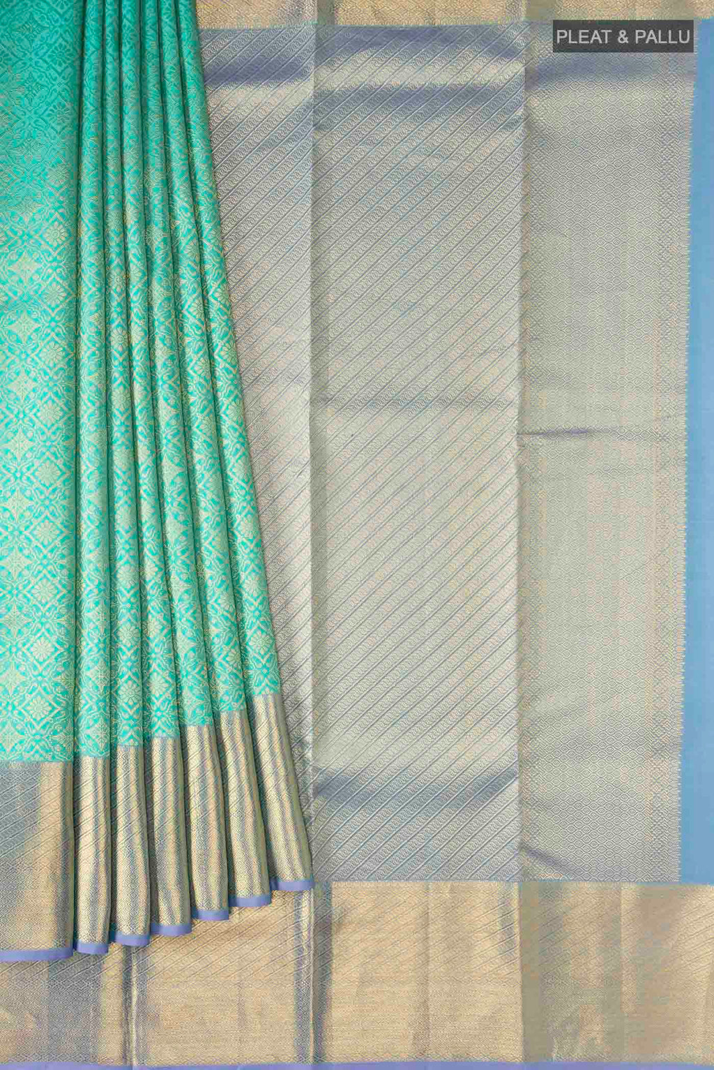 pleats pallu