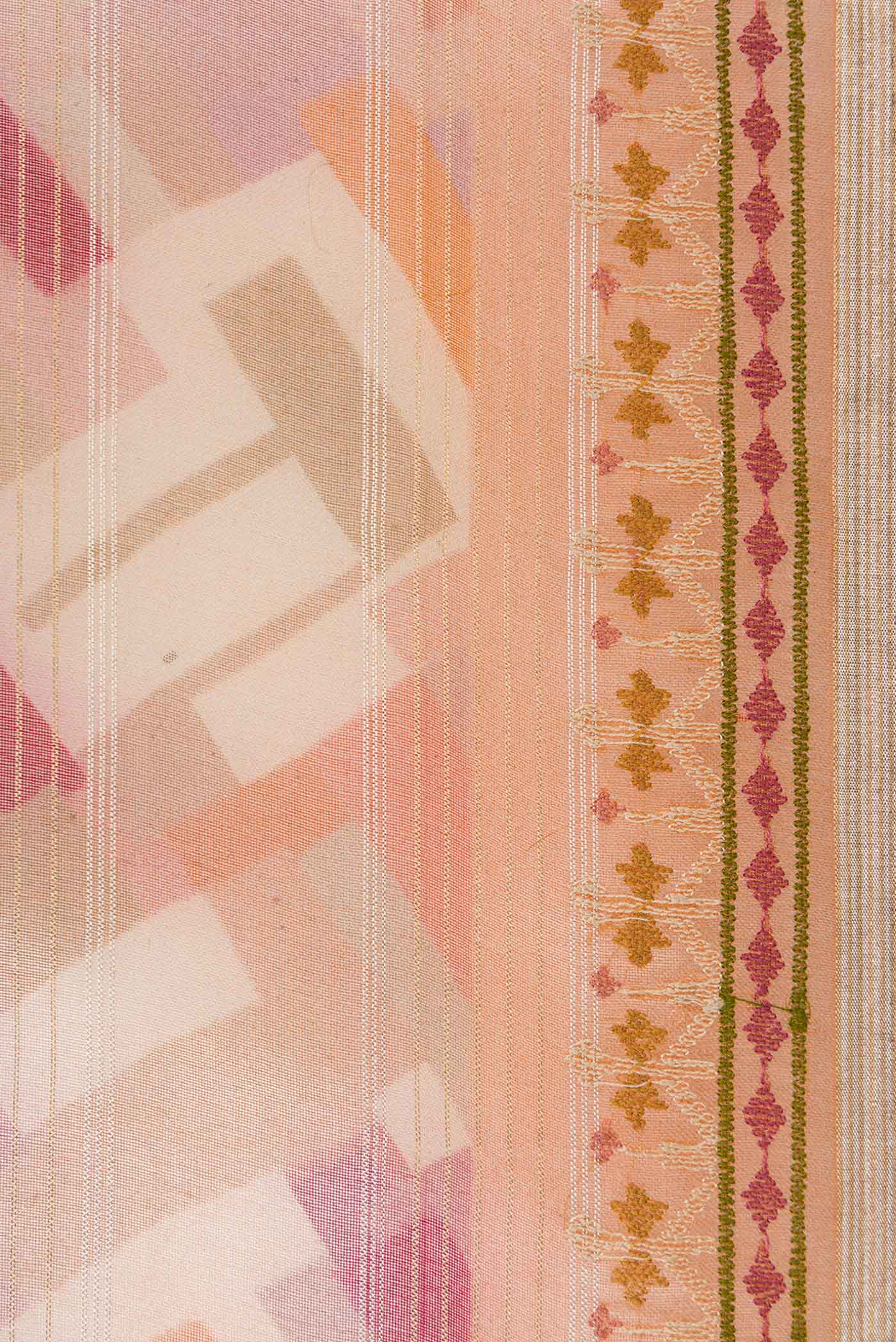 Border image of Brown Dual Tone Organza Silk Saree with Printed design on the body and Embroidery Border. 