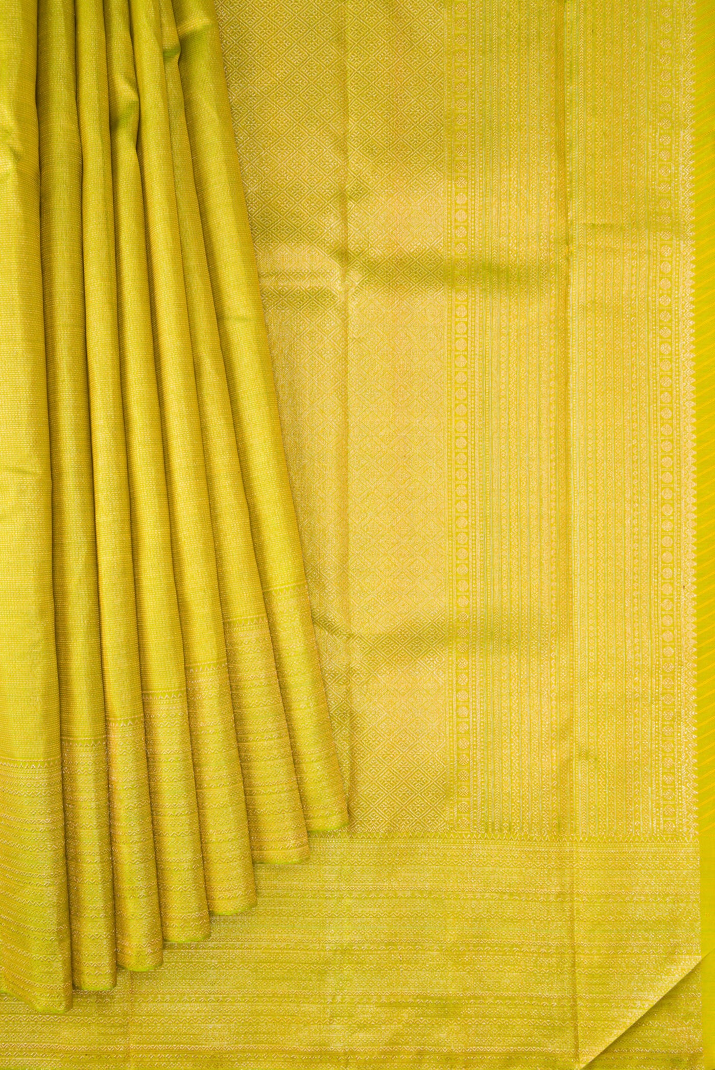 Pleats and pallu of Parrot Green Dual Tone Kanjivaram Silk Saree with Zari Brocade on the body and Zari Border. 