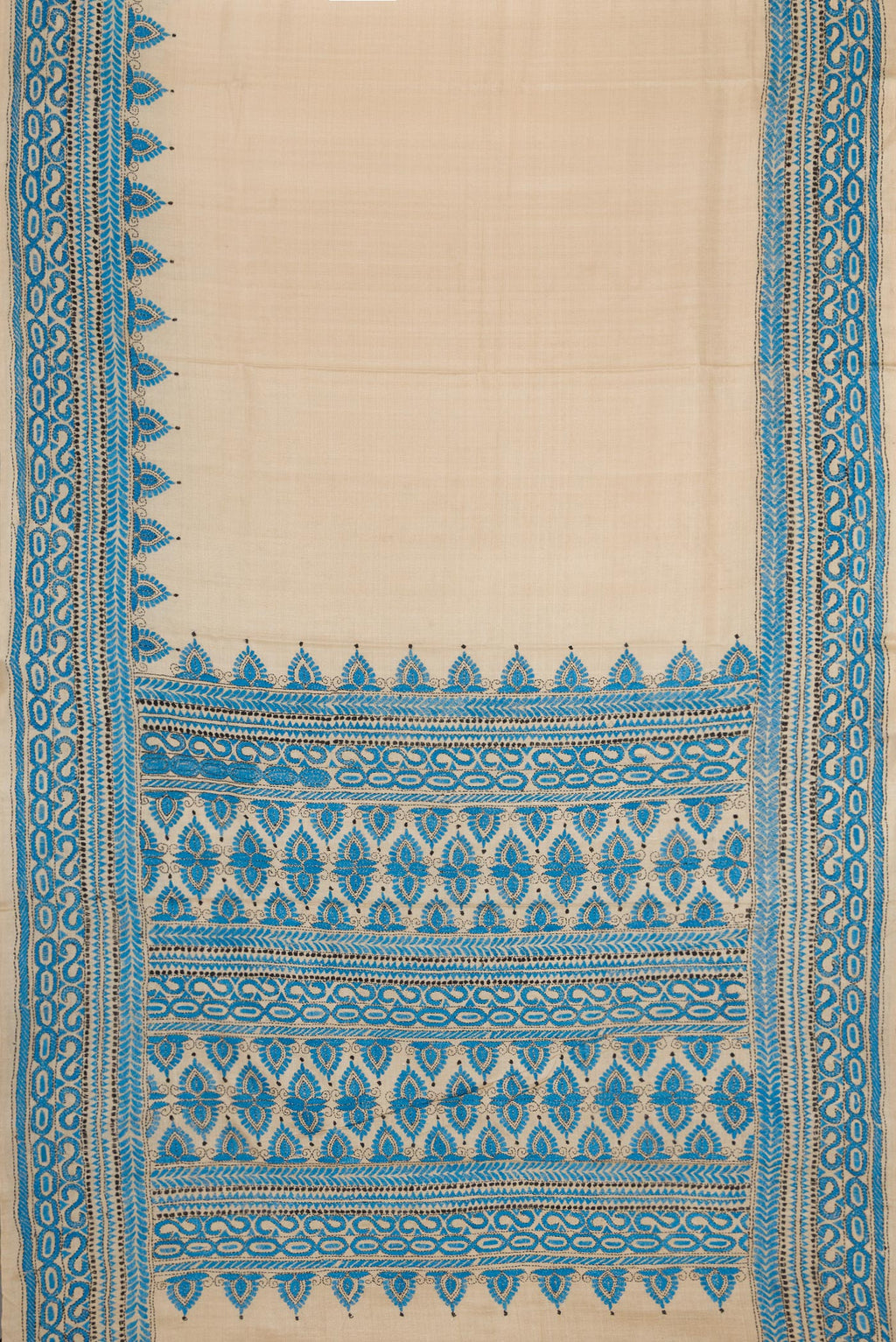 Flat view of Beige Dual Tone Tussar Silk Saree with Plain Body and Printed Border. 