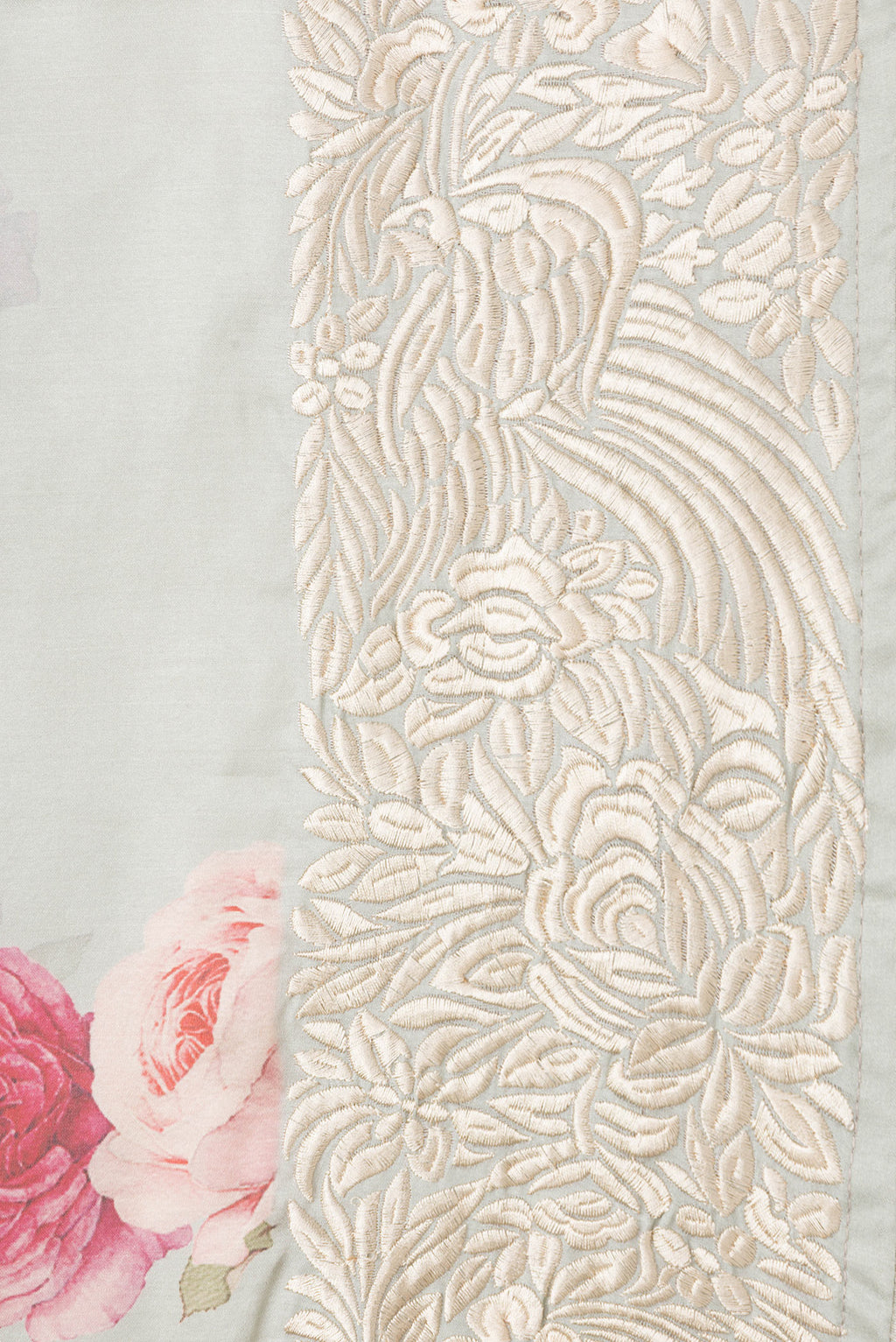 Border image of Pista Green Dual Tone Tussar Silk Saree with Printed design on the body and Embroidery Border. 