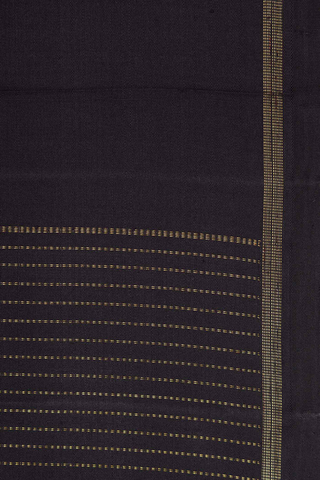 Border image of Pure Silk Pure Zari Coffee Brown Dual Tone Kanchipuram Saree with Zari Butta on the body and Thin Zari Line