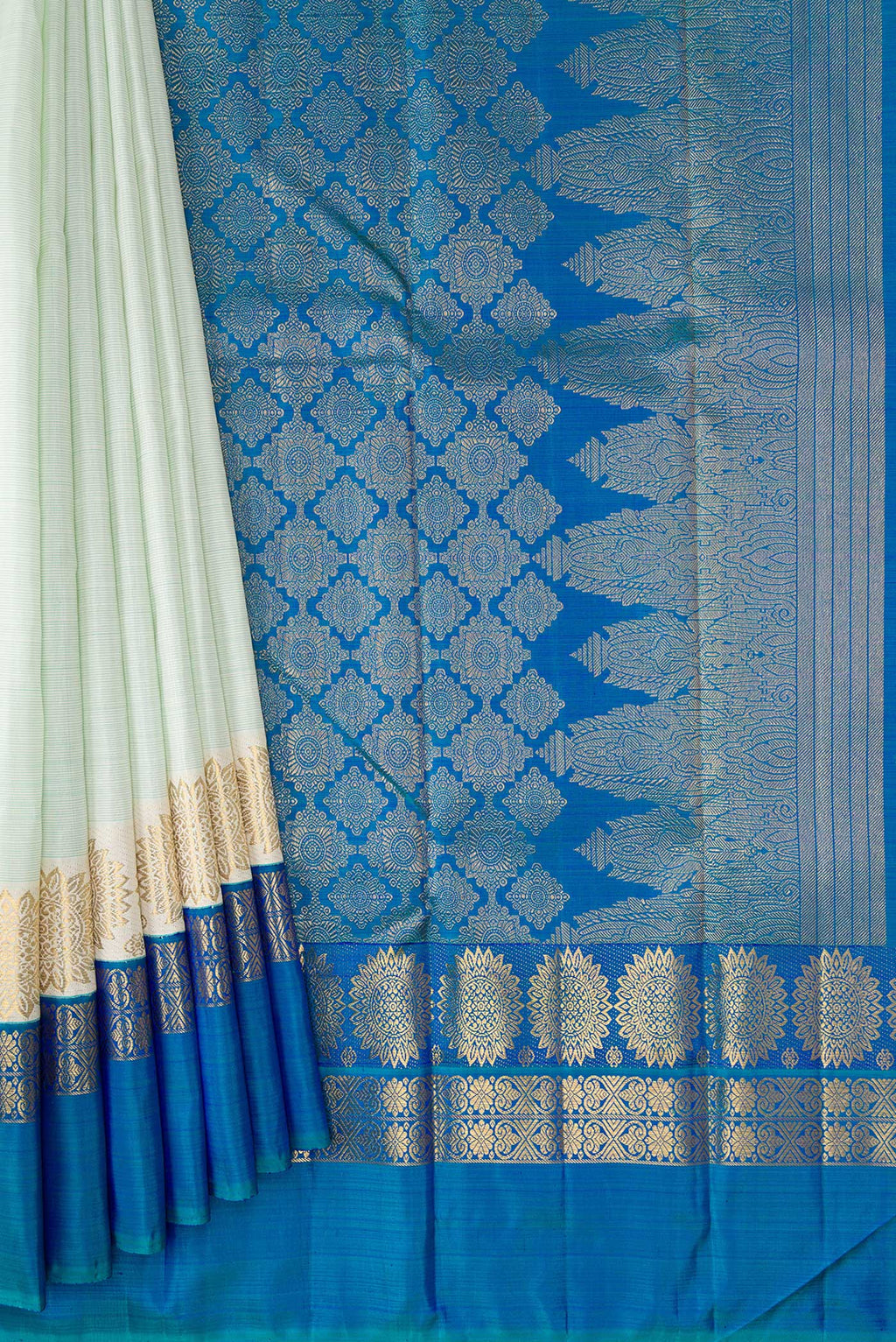 Pleats and pallu of Pista Green Dual Tone Kanjivaram Silk Saree with Stripes on the body and Fancy Border. 