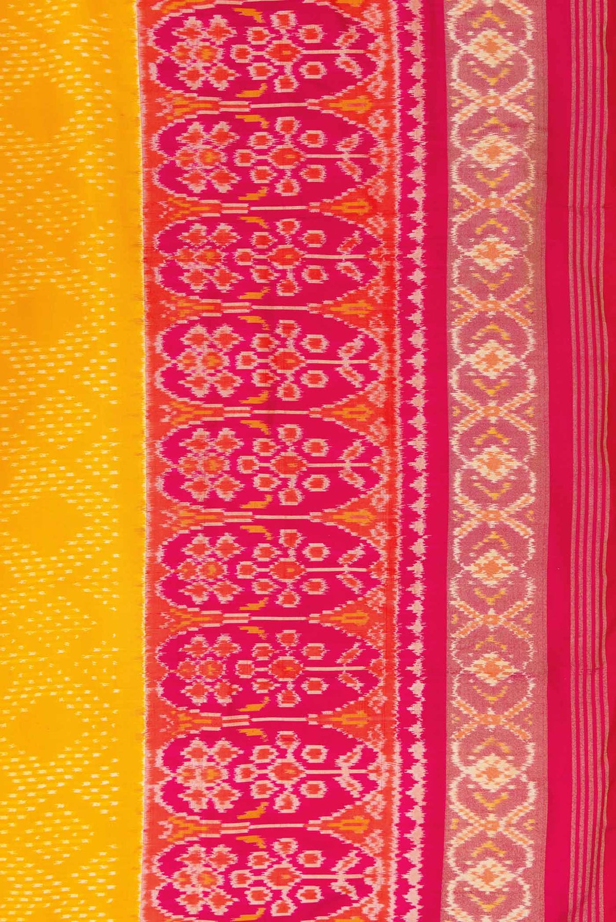 Border image of Yellow Pochampally Silk Saree with Pure Ikat on the body and Zari Border