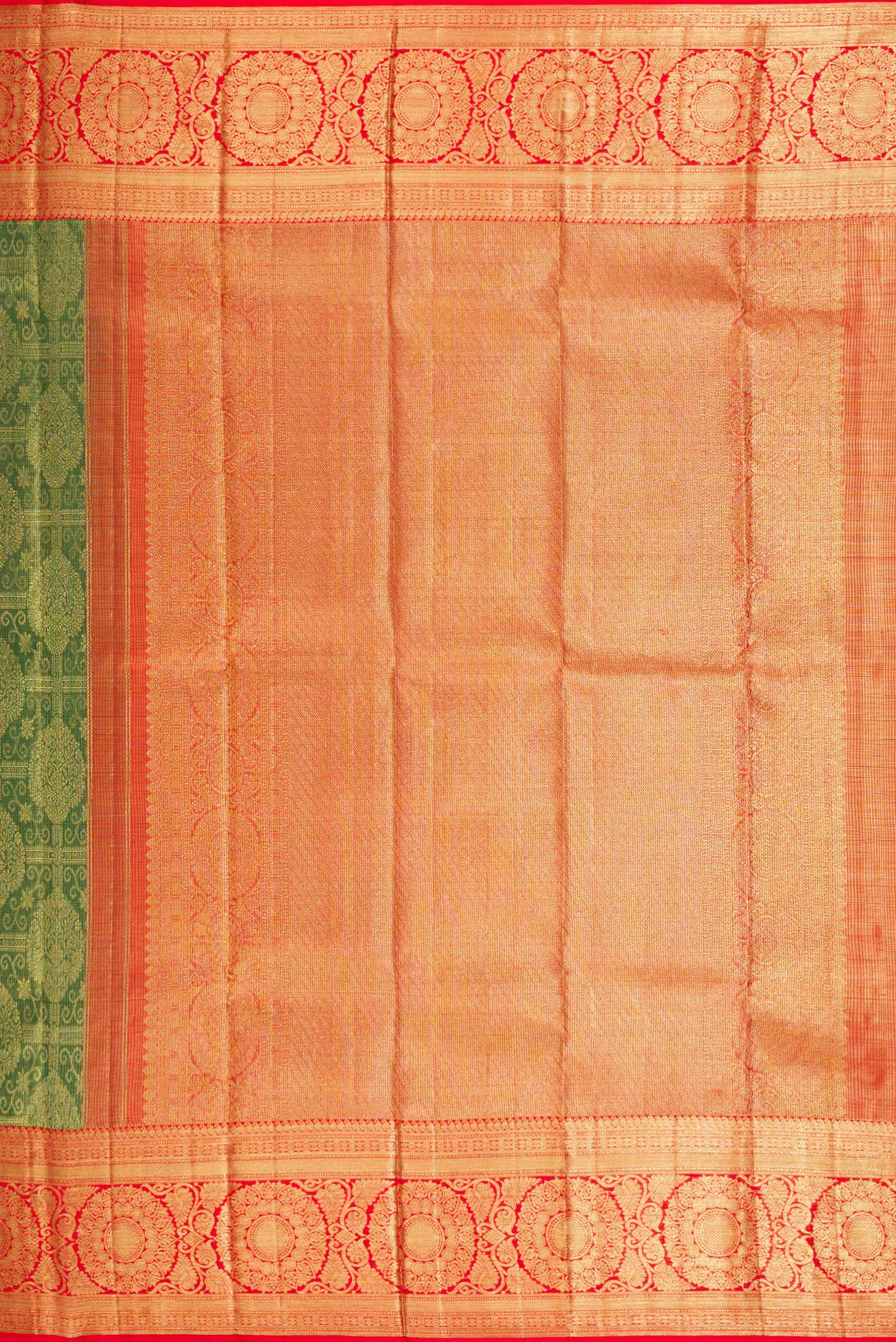 Close up image of the pallu of Green Dual Tone Kanchipuram Silk Saree with Zari Brocade on the body and Zari Border. 