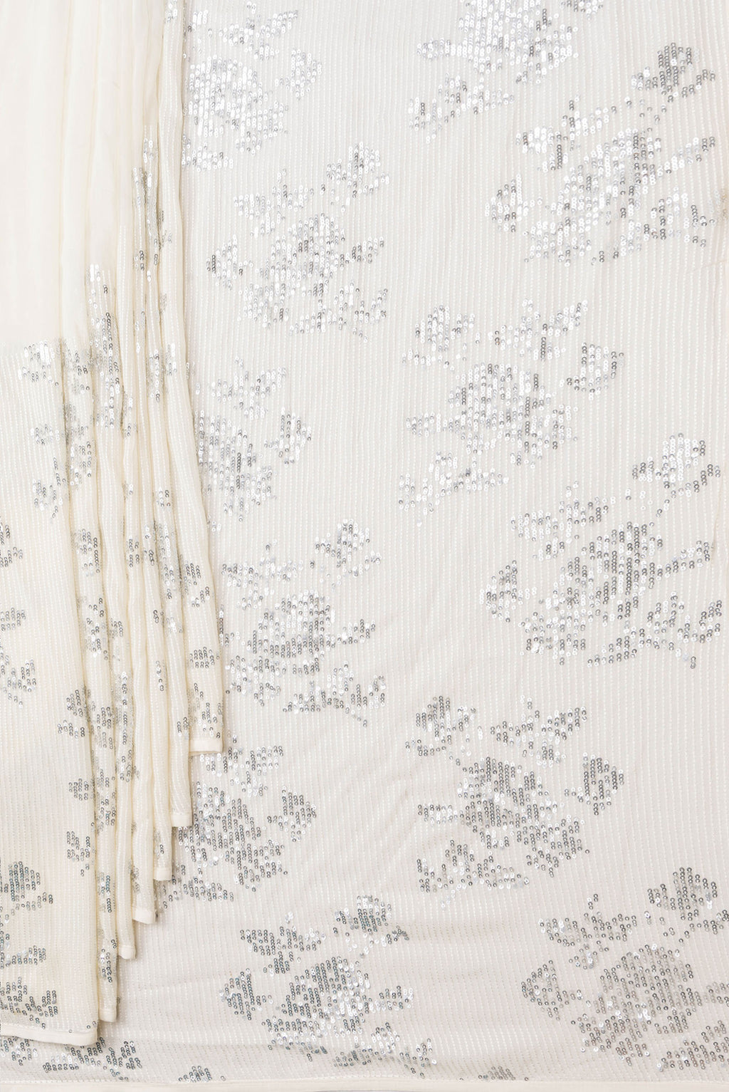 Pleats and pallu of Beige Dual Tone Mysore Georgette Saree with Embroidery on the body and Without Border. 