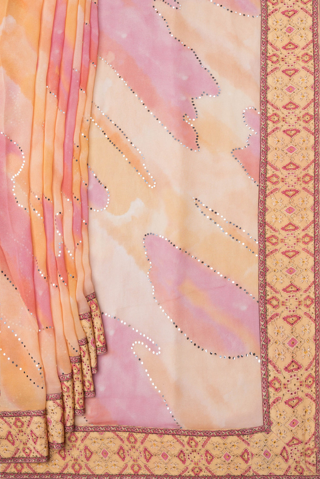 Pleats and pallu of Peach Dual Tone Mysore Georgette Saree with Embroidery on the body and Embroidery Border. 