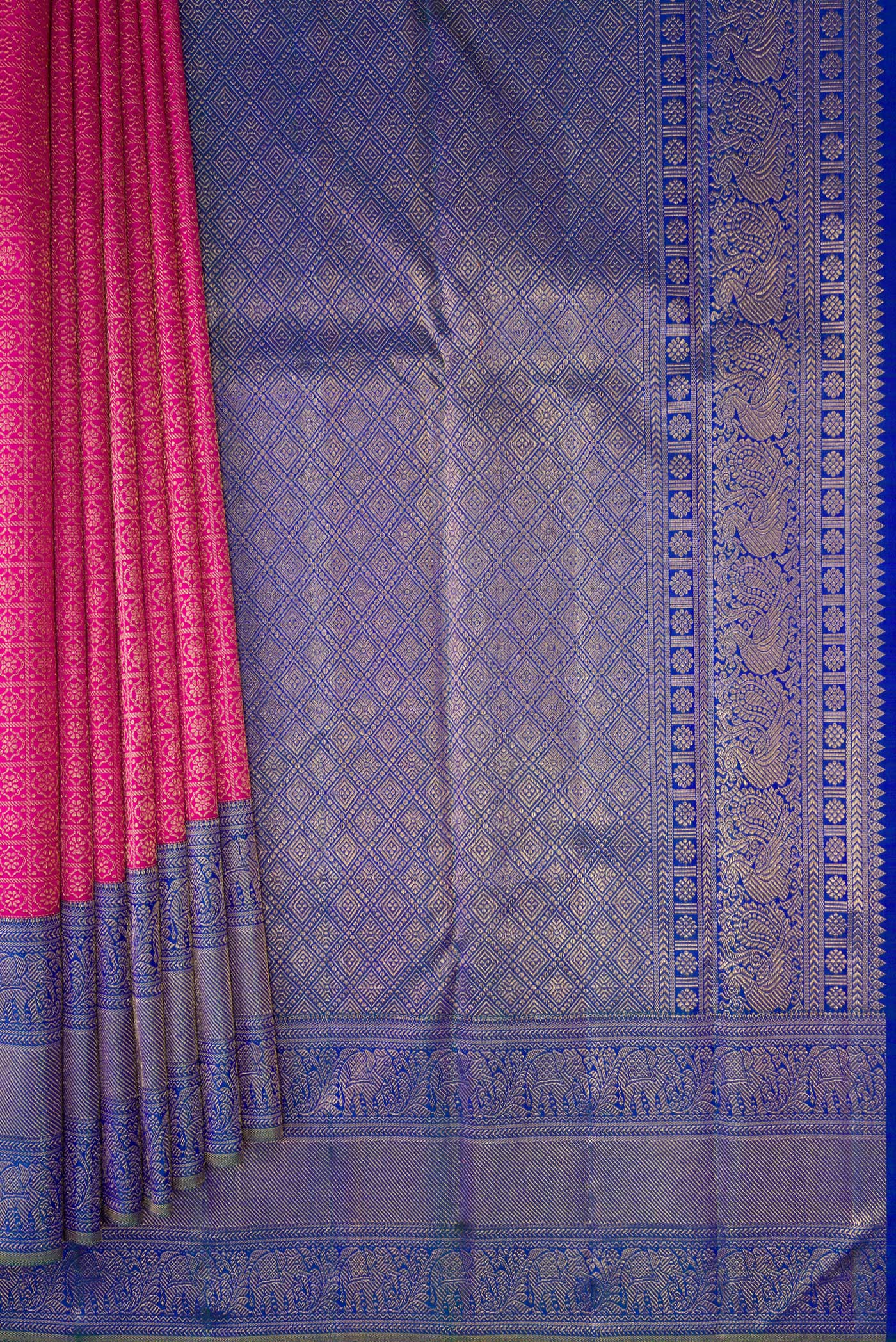 Pleats and pallu of Dark Pink Dual Tone Kanjivaram Silk Saree with Zari Brocade on the body and Zari Border. 