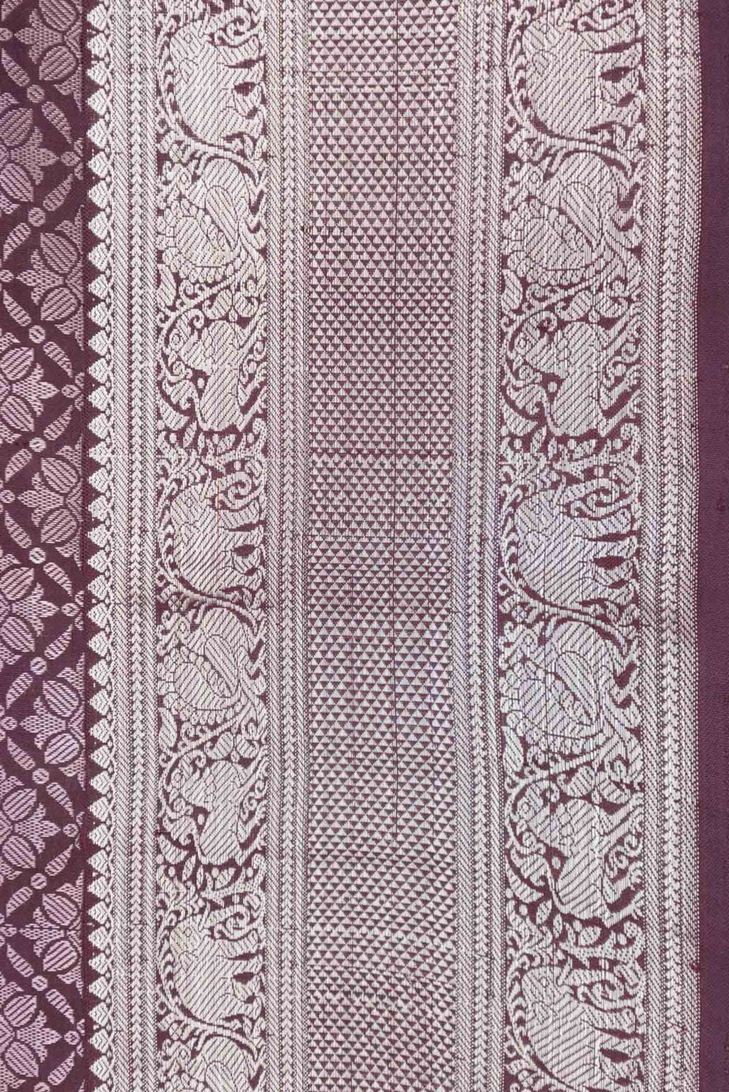 Border image of Burgundy Dual Tone Kanchipuram Silk Saree with Jacquard With Zari Butta on the body and Zari Border
