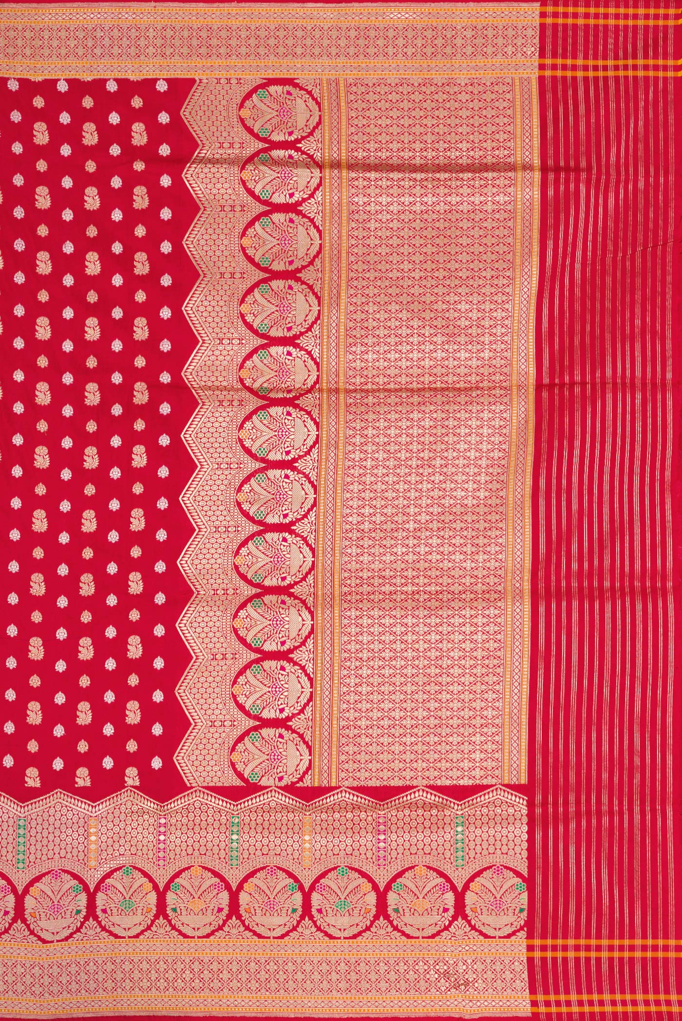 Close up image of the pallu of Red Dual Tone Banarasi Silk Saree with Zari Butta on the body and Fancy Border. 