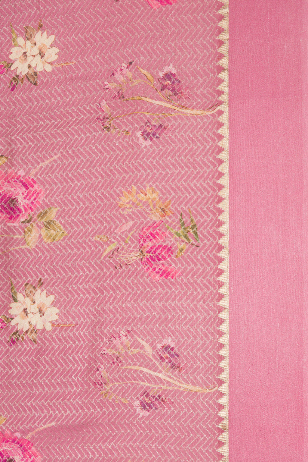 Border image of Rose Gold Dual Tone Mysore Crepe Saree with Printed design on the body and Zari Border. 