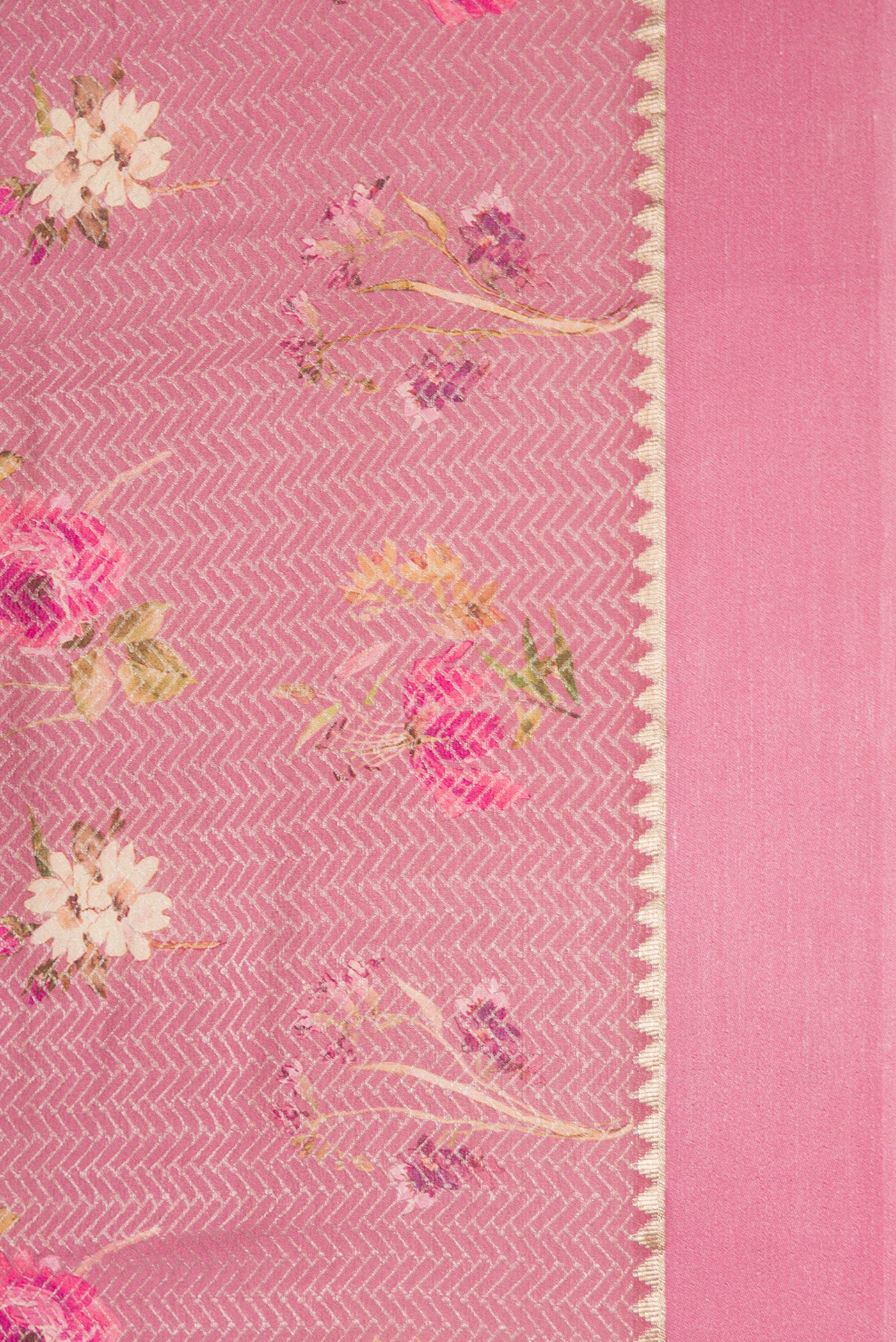 Border image of Rose Gold Dual Tone Mysore Crepe Saree with Printed design on the body and Zari Border. 