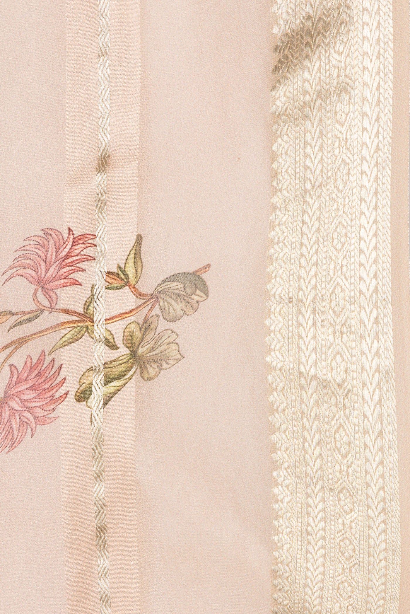 Border image of Peach Dual Tone Mysore Georgette Saree with Stripes on the body and Zari Border. 