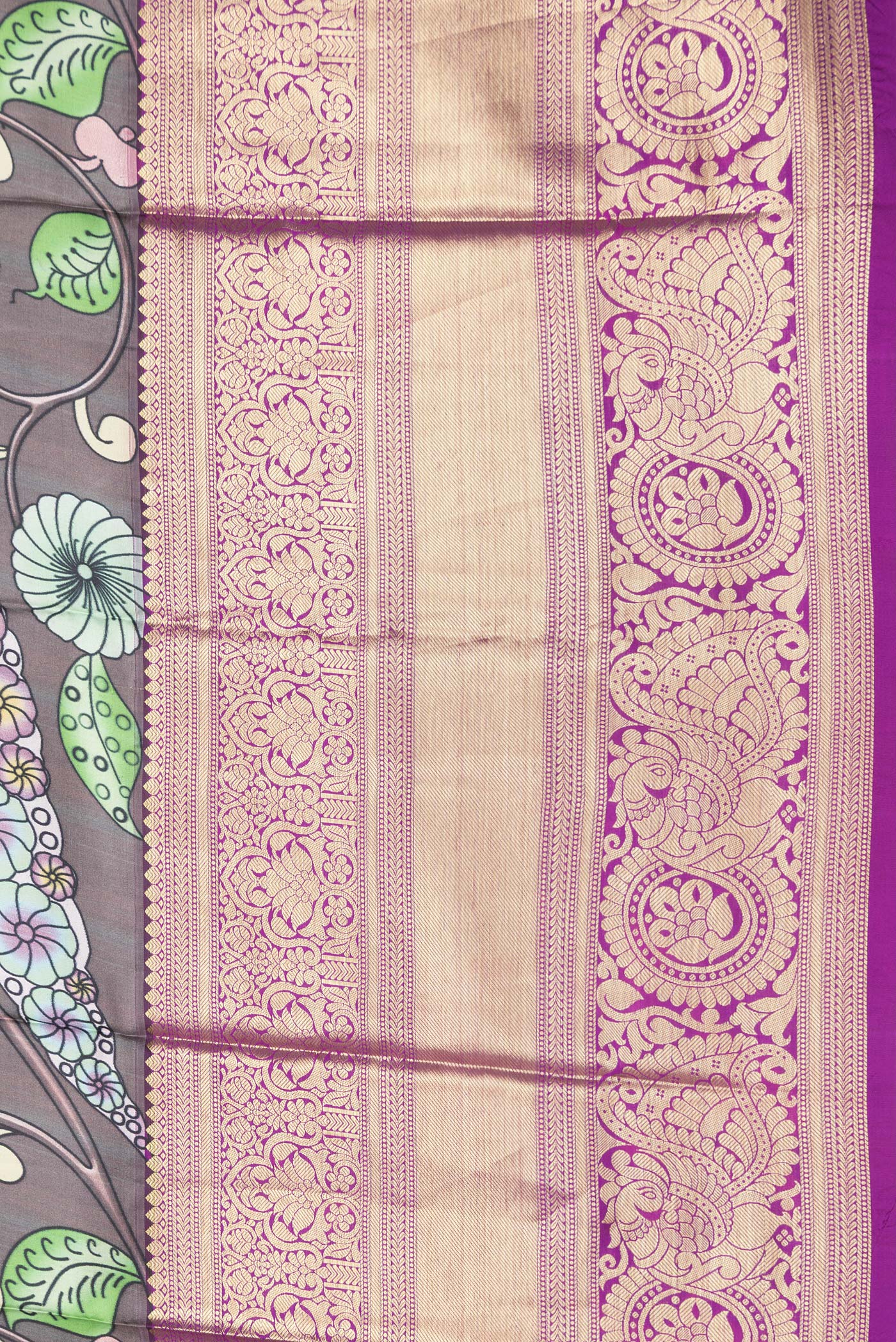 Border image of Grey Dual Tone Kanjivaram Silk Saree with kalamkari Print on the body and Zari Border. 