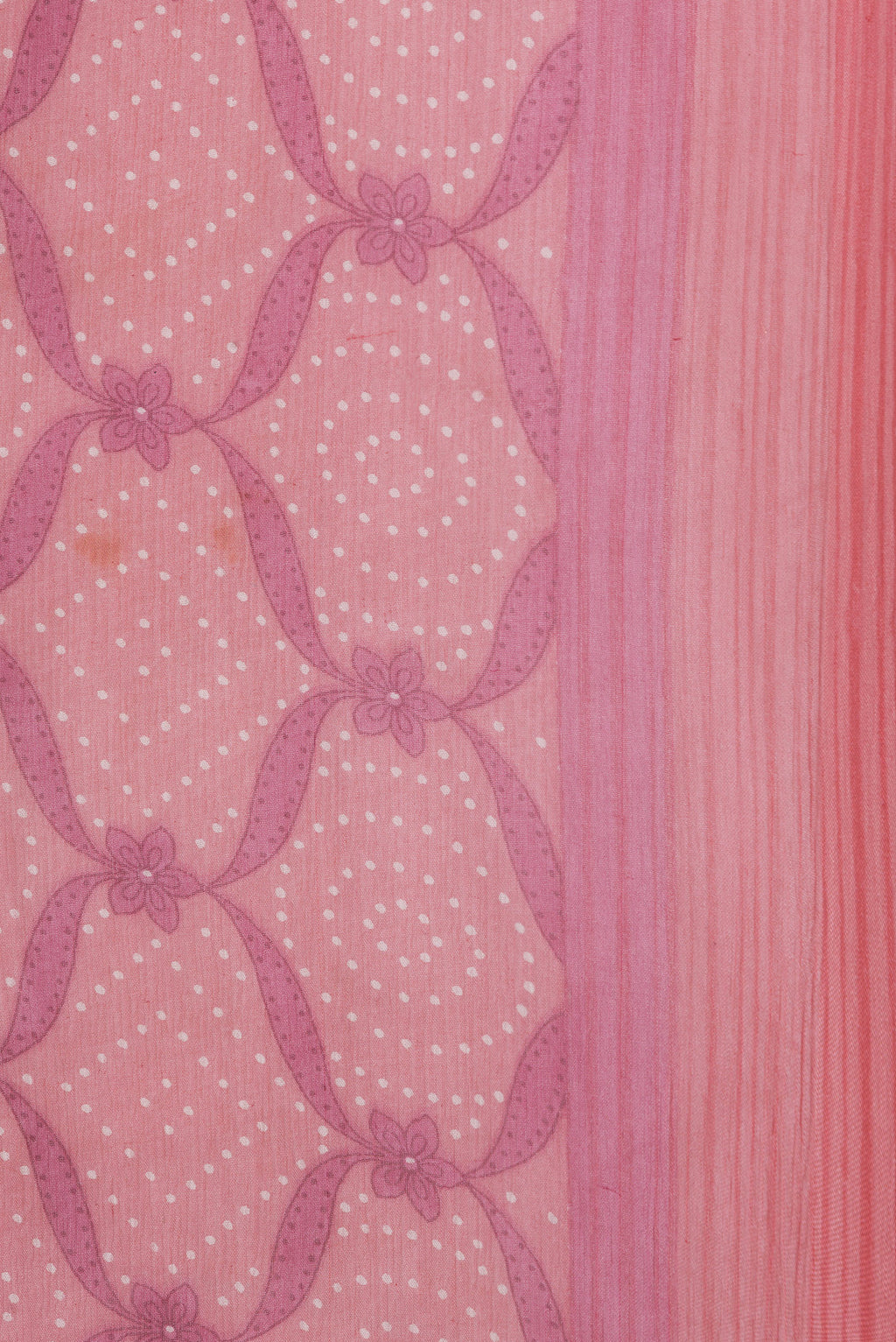 Border image of Pink Dual Tone Mysore Chiffon Saree with Printed design on the body and Printed Border. 
