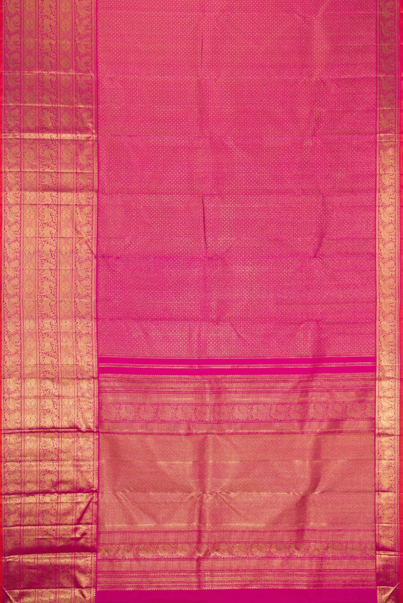 Flat view of Pure Silk Pure Zari Magenta Dual Tone Kanjivaram Saree with Zari Brocade on the body and Zari Border. 