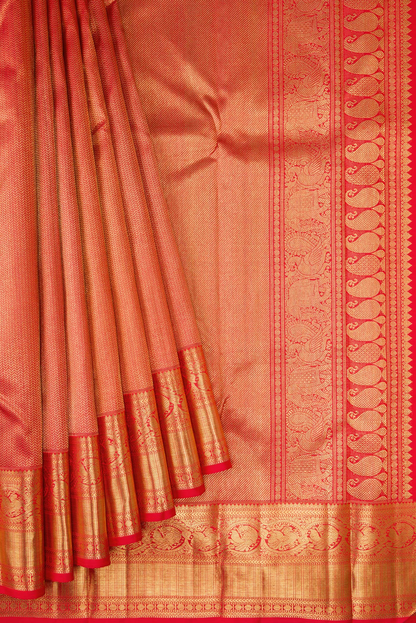 Pleats and pallu of Pure Silk Pure Zari Red Dual Tone Kanjivaram Saree with Zari Brocade on the body and Zari Border. 