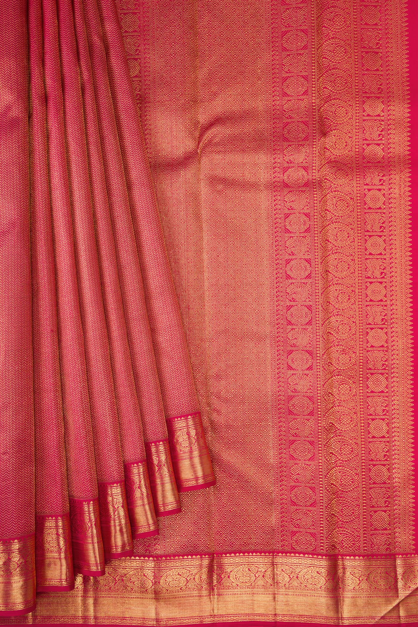 Pleats and pallu of Pure Silk Pure Zari Maroon Dual Tone Kanjivaram Saree with Zari Brocade on the body and Zari Border. 